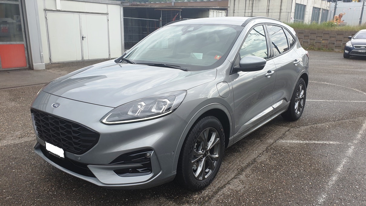 FORD Kuga 2.5 FHEV ST-Line X FWD