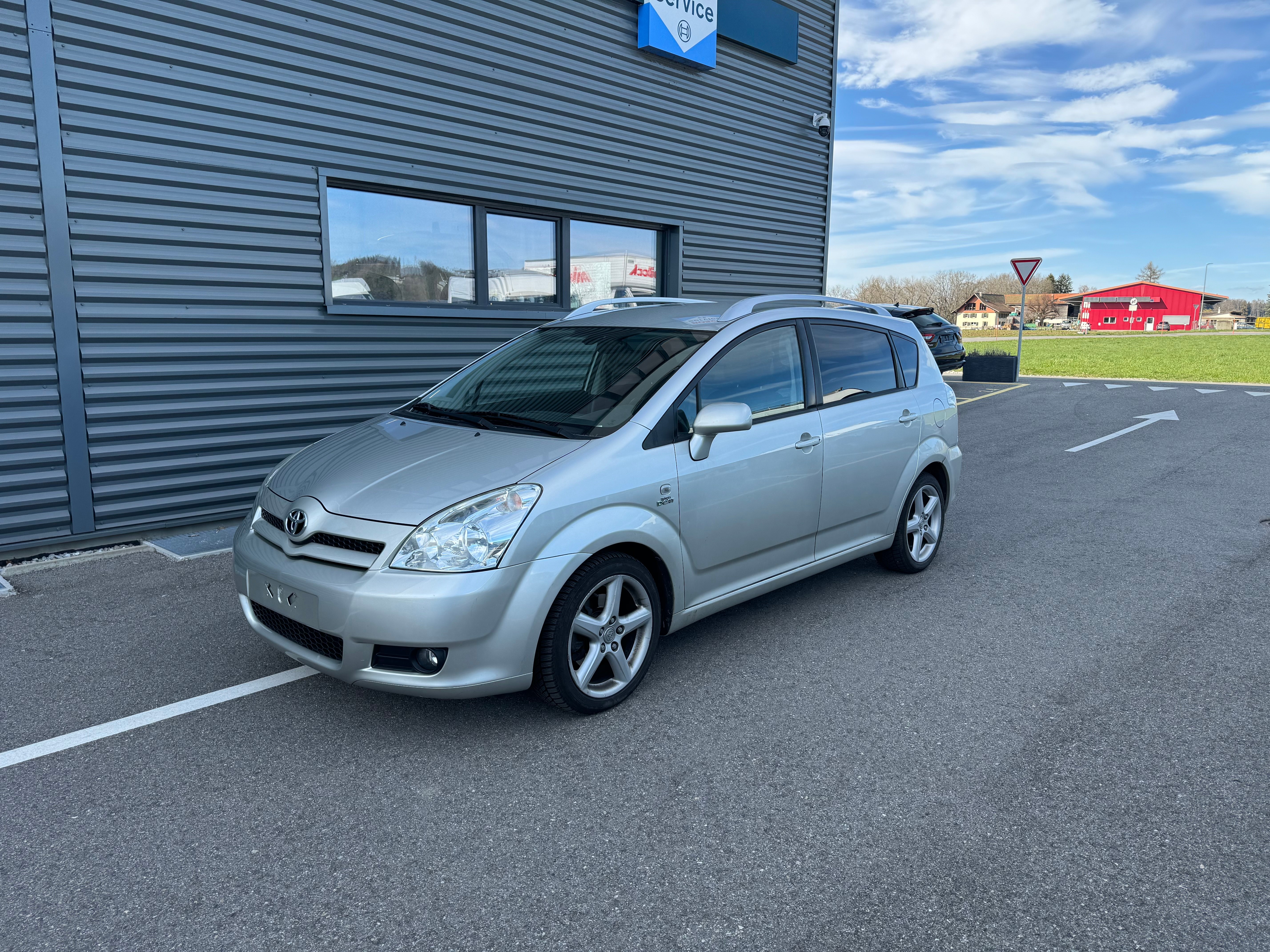 TOYOTA Corolla Verso 2.2 D-4D CleanP. Linea Sol Prem.