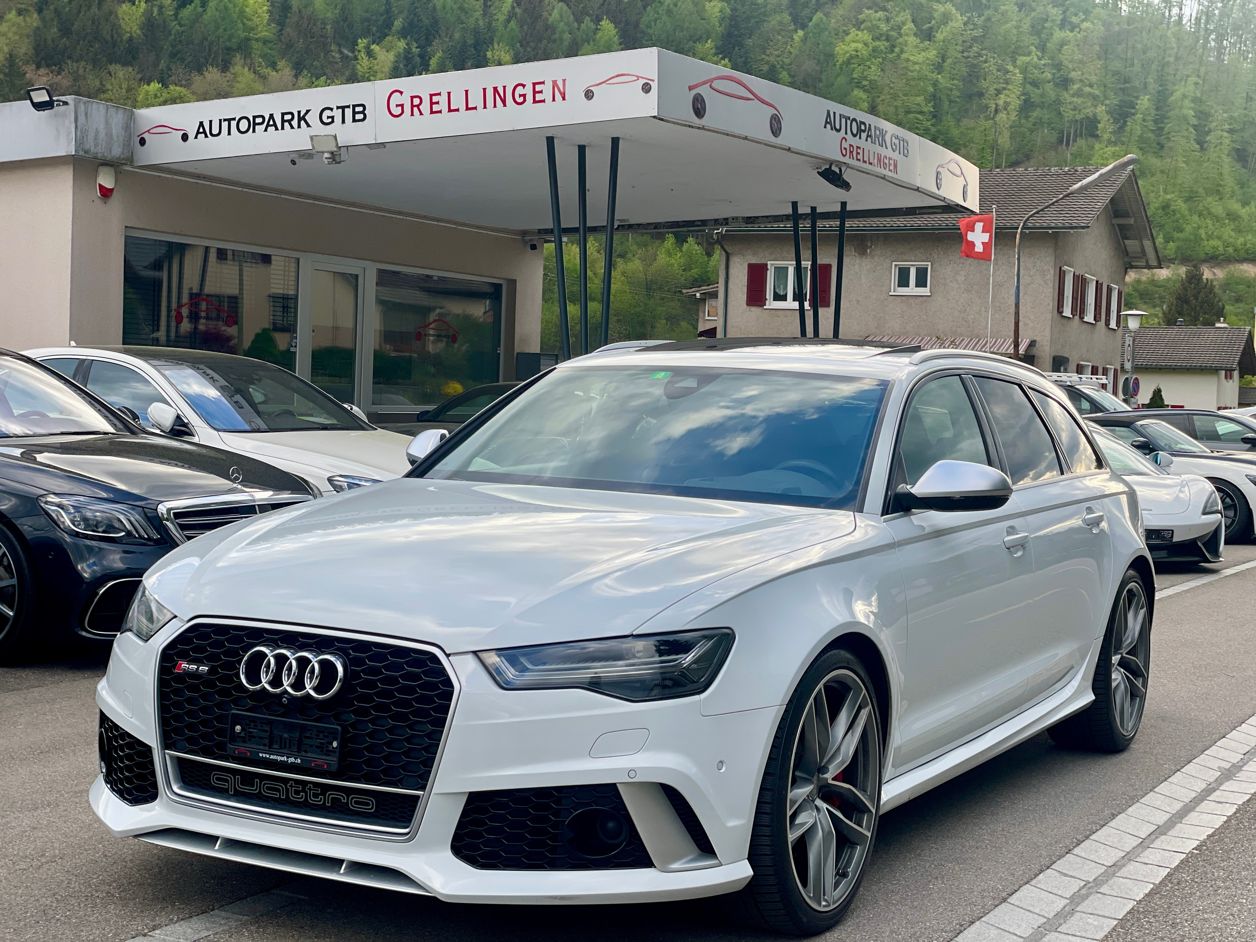 AUDI RS6 Avant 4.0 TFSI V8 quattro Tiptronic