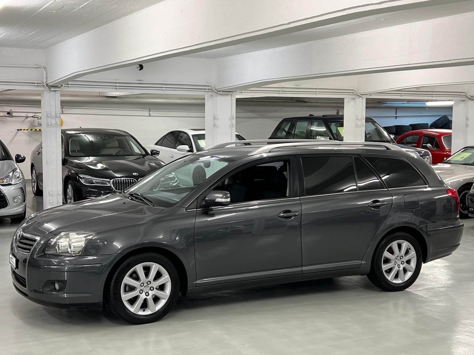 TOYOTA Avensis 1.8 VVT-i Linea Luna Sportswagon