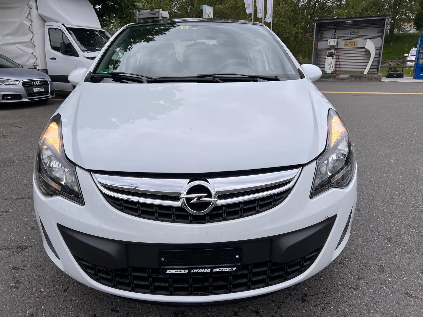 OPEL Corsa 1.4 TP Color Edition