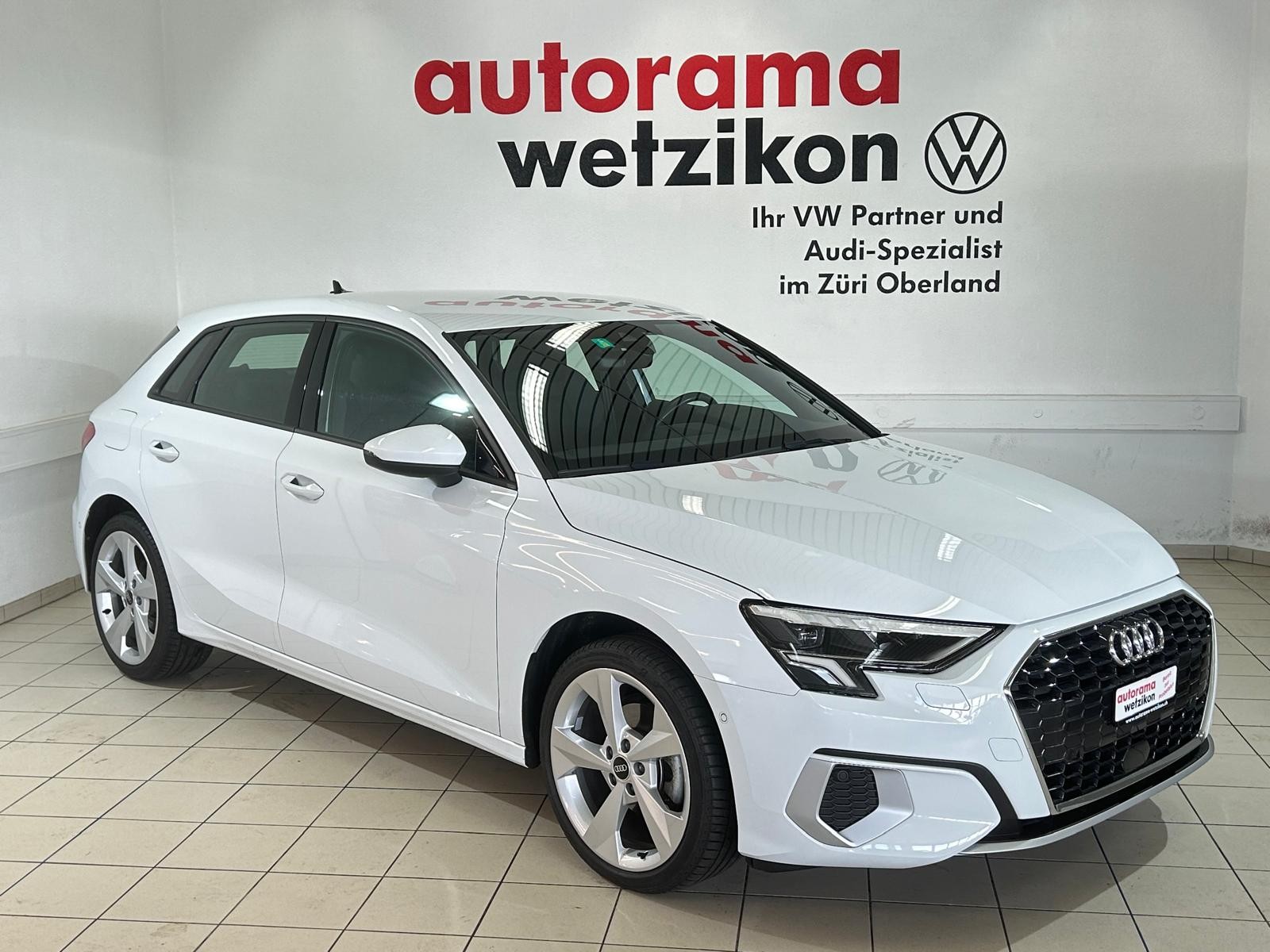 AUDI A3 Sportback 35 TFSI S line Attraction