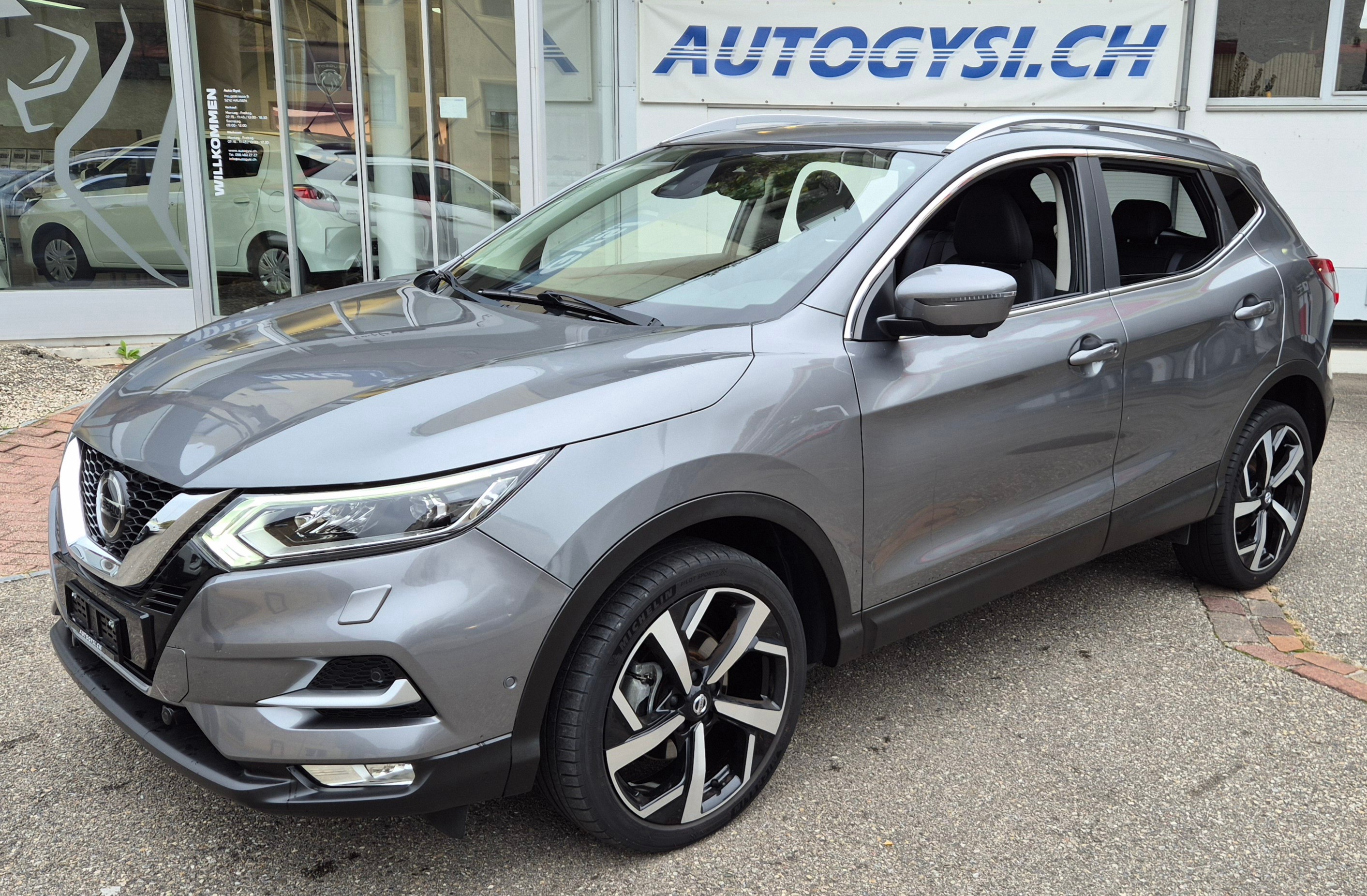 NISSAN Qashqai 1.2 Turbo SwissPrime