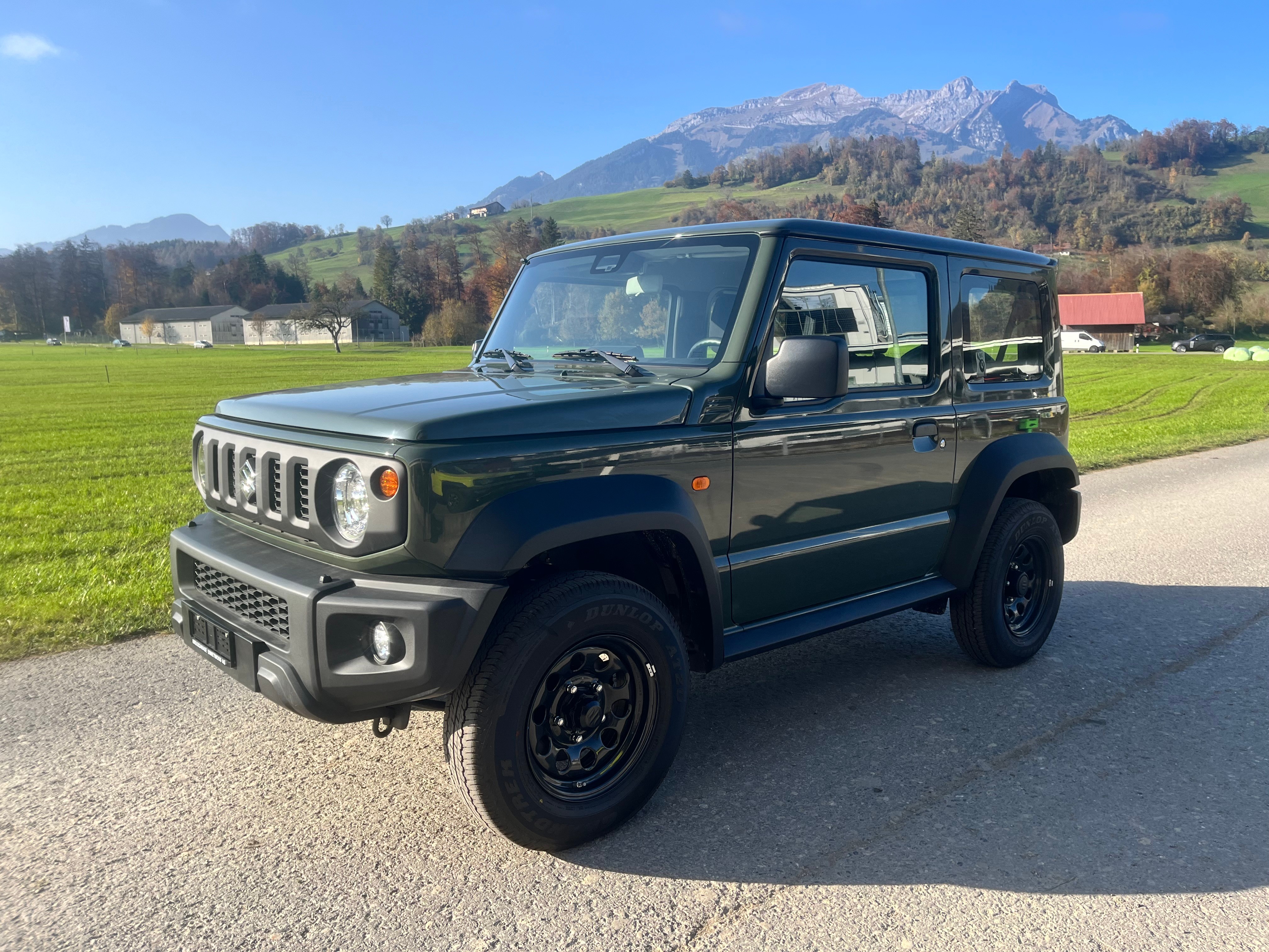 SUZUKI Jimny 1.5 Compact+ 4x4 *4-Plätzer in Jägergrün inkl. Garantie*