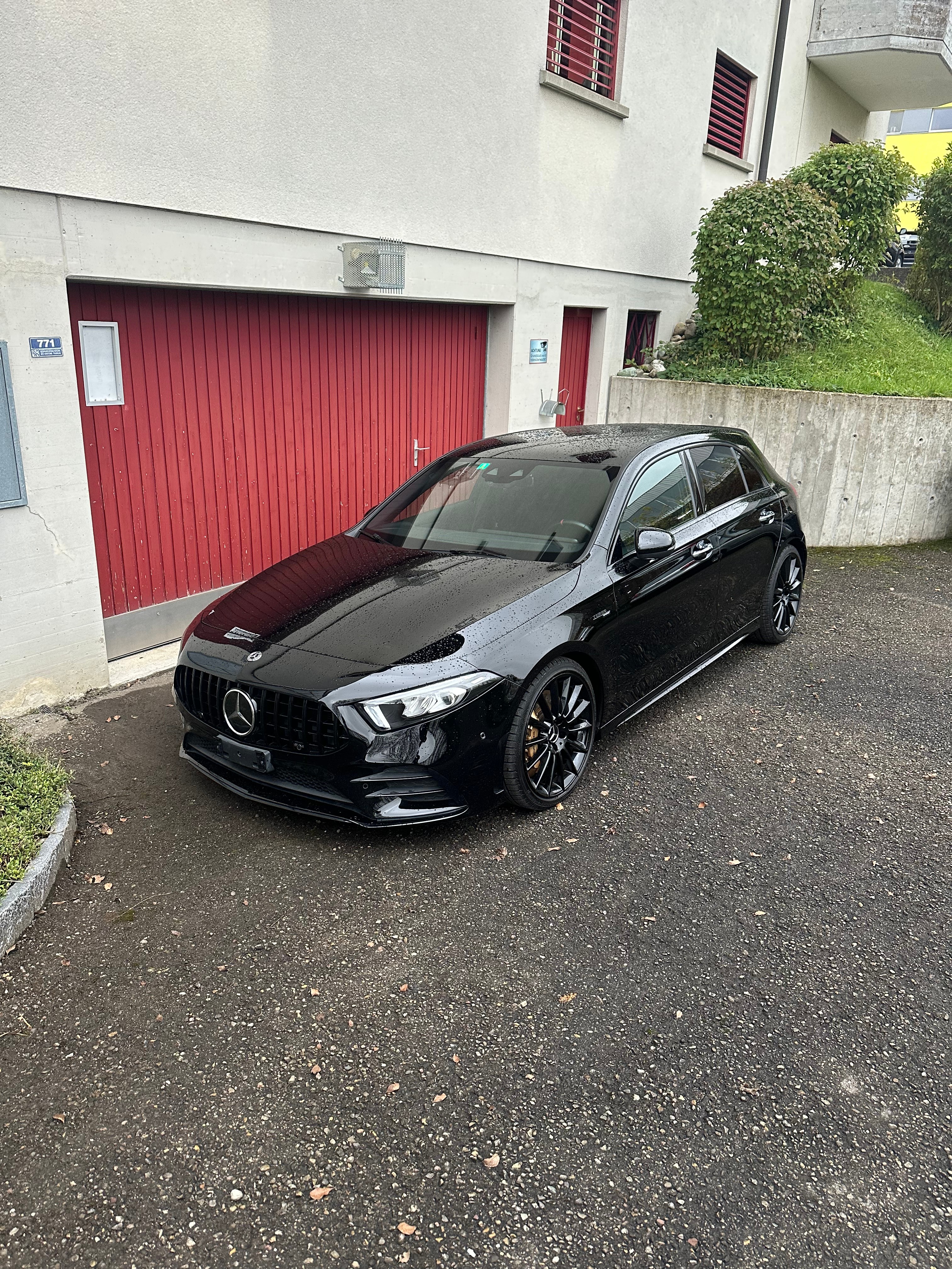 MERCEDES-BENZ A 35 AMG 4Matic Speedshift