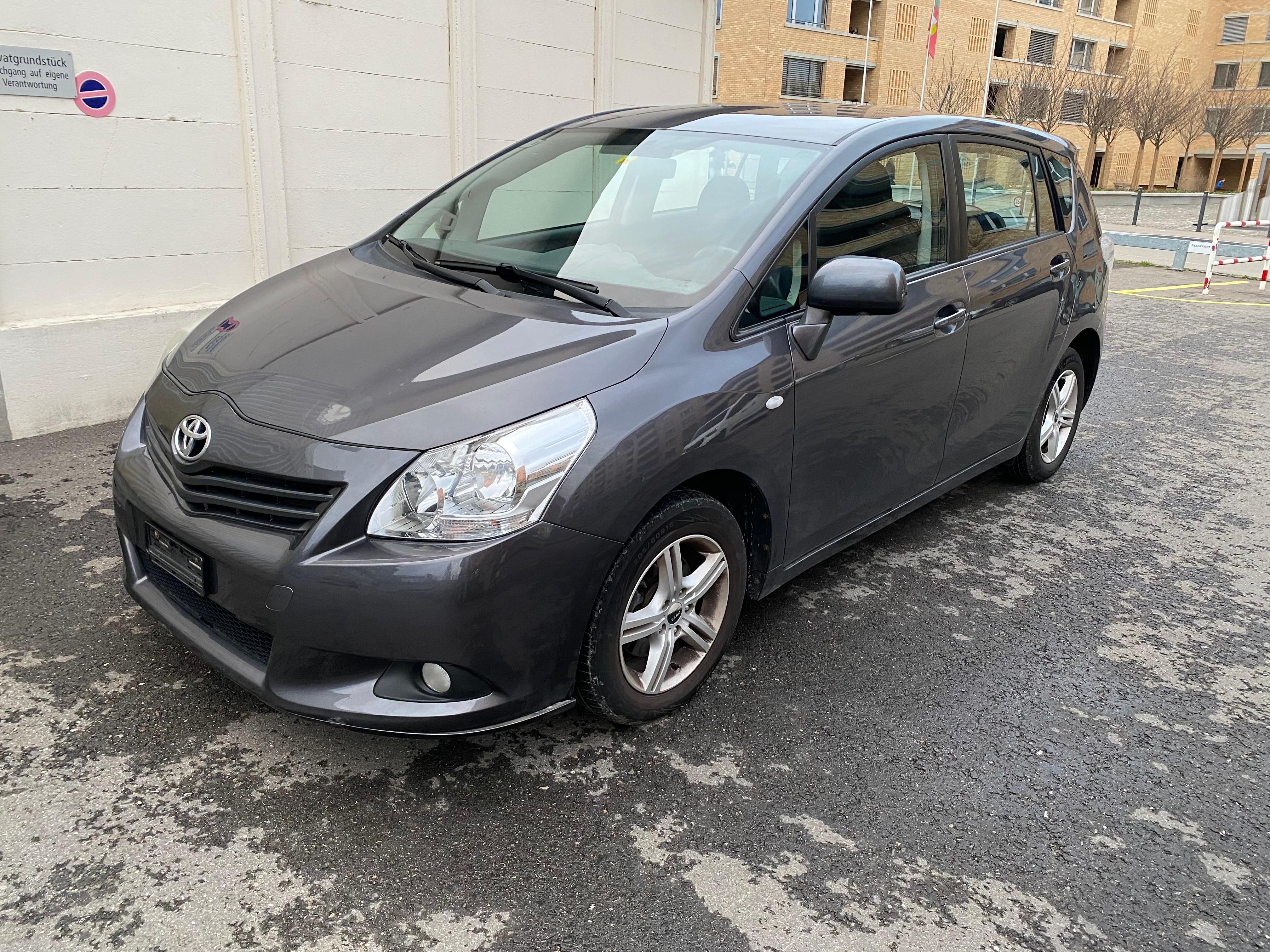 TOYOTA Verso 1.8 Linea Terra