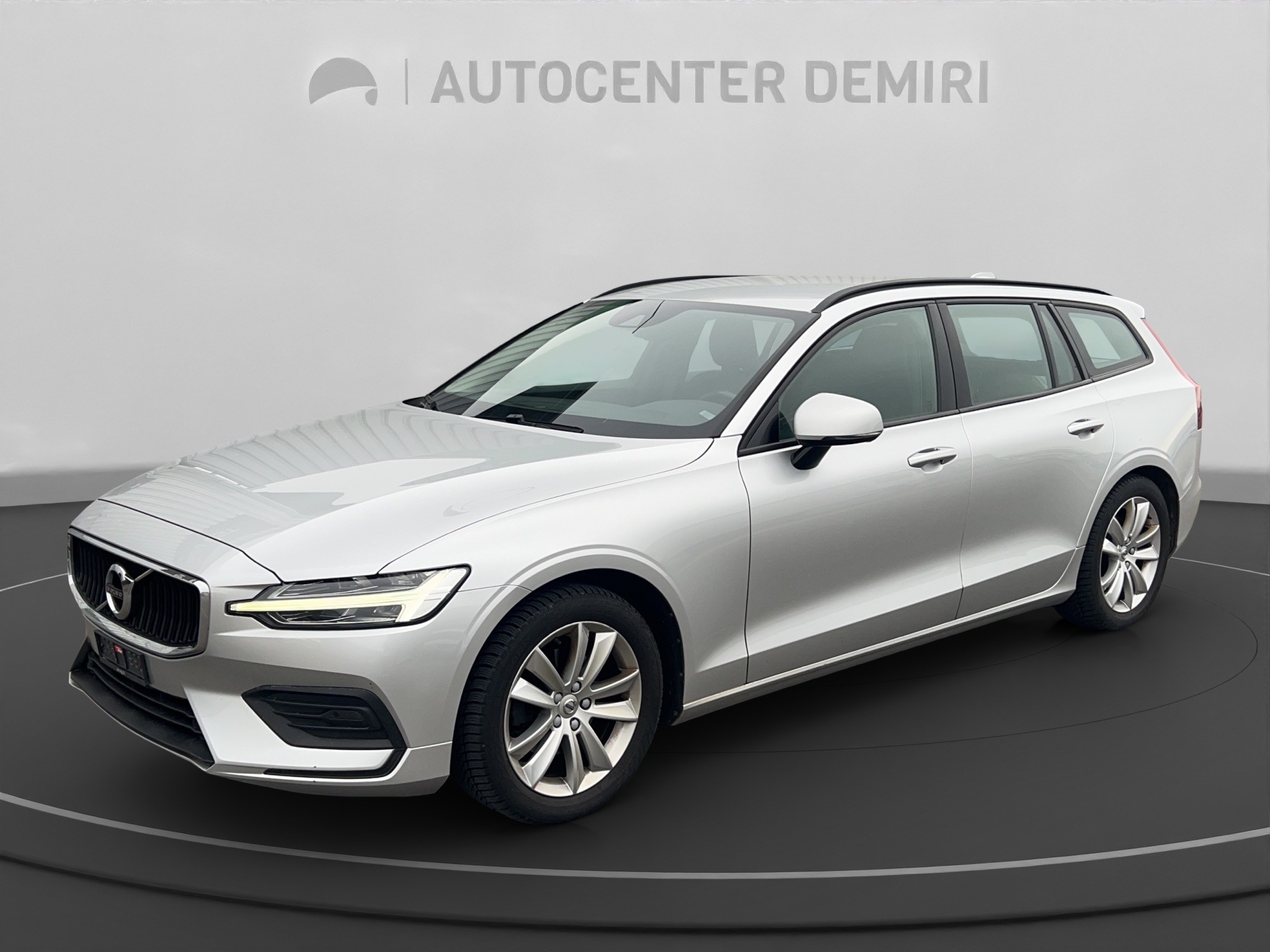 VOLVO V60 D3 Momentum Geartronic