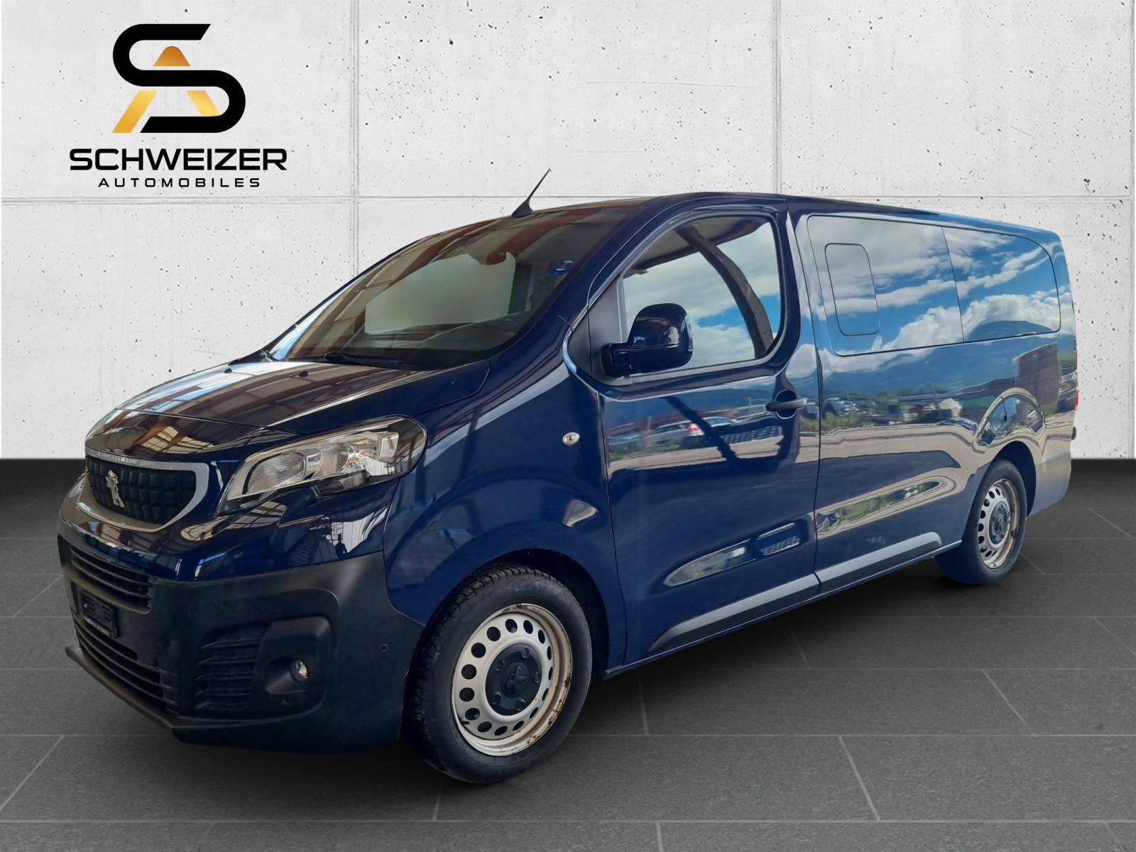 PEUGEOT Traveller 2.0 BlueHDi Business Lang EAT