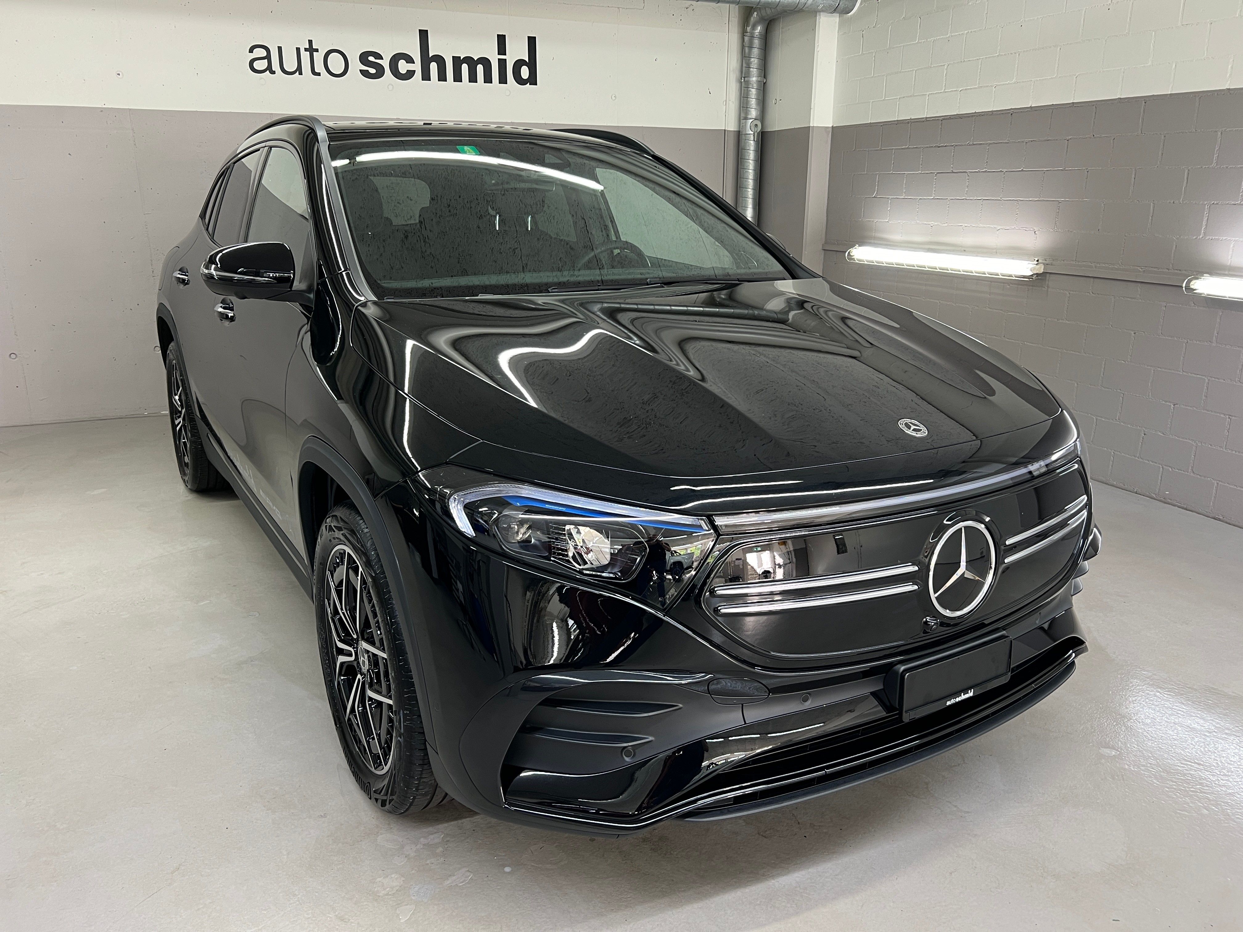 MERCEDES-BENZ EQA 350 4MATIC Swiss Star