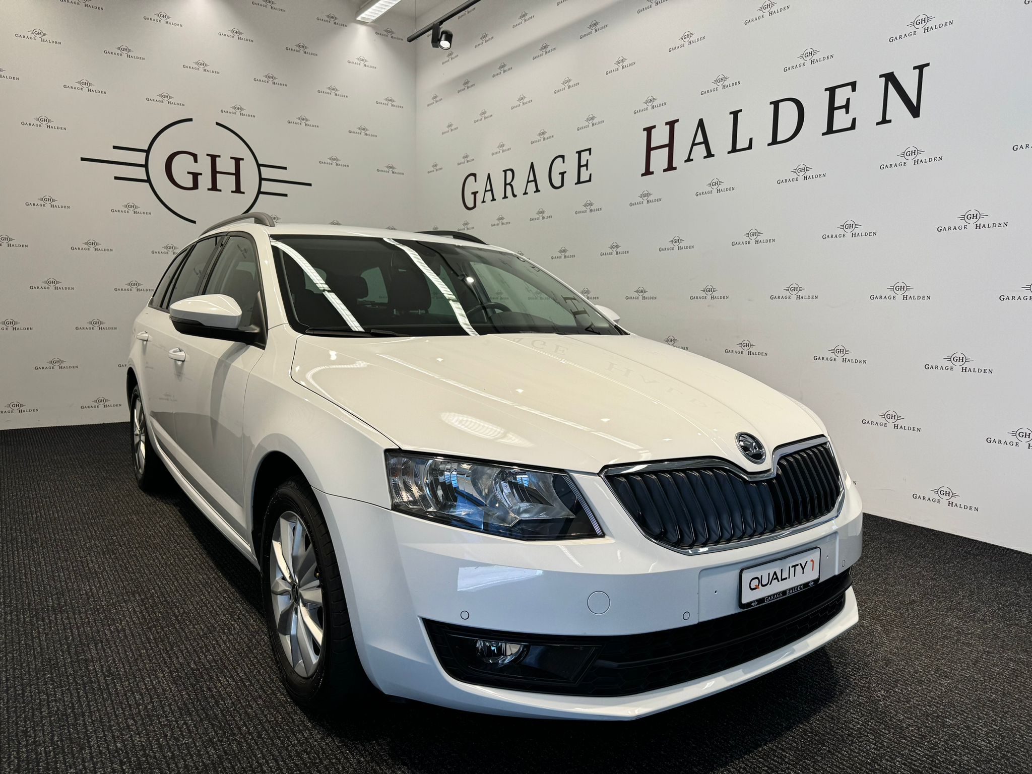 SKODA Octavia Combi 1.4 TSI Ambition DSG