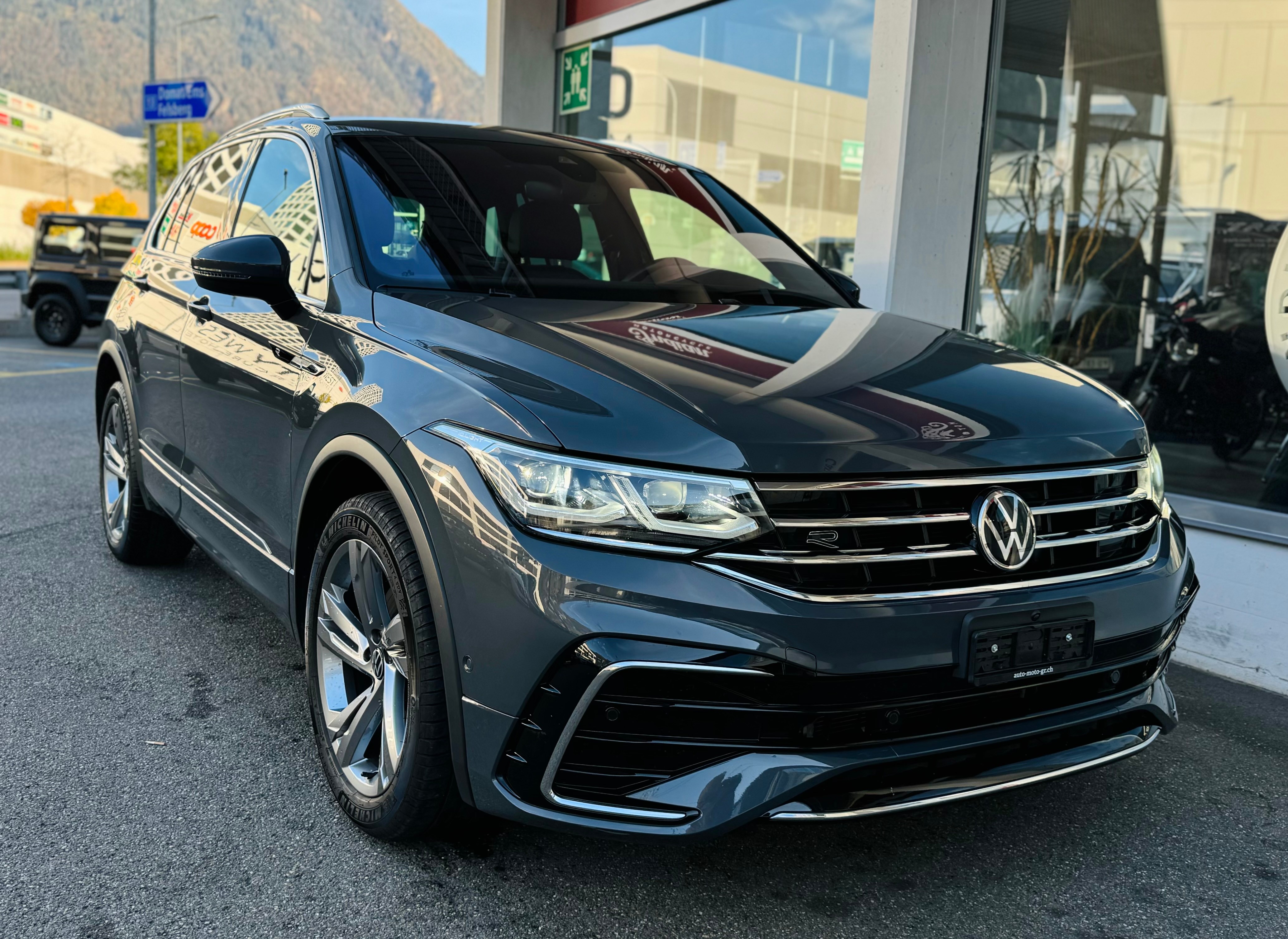 VW Tiguan 2.0TSI R-Line 4Motion DSG