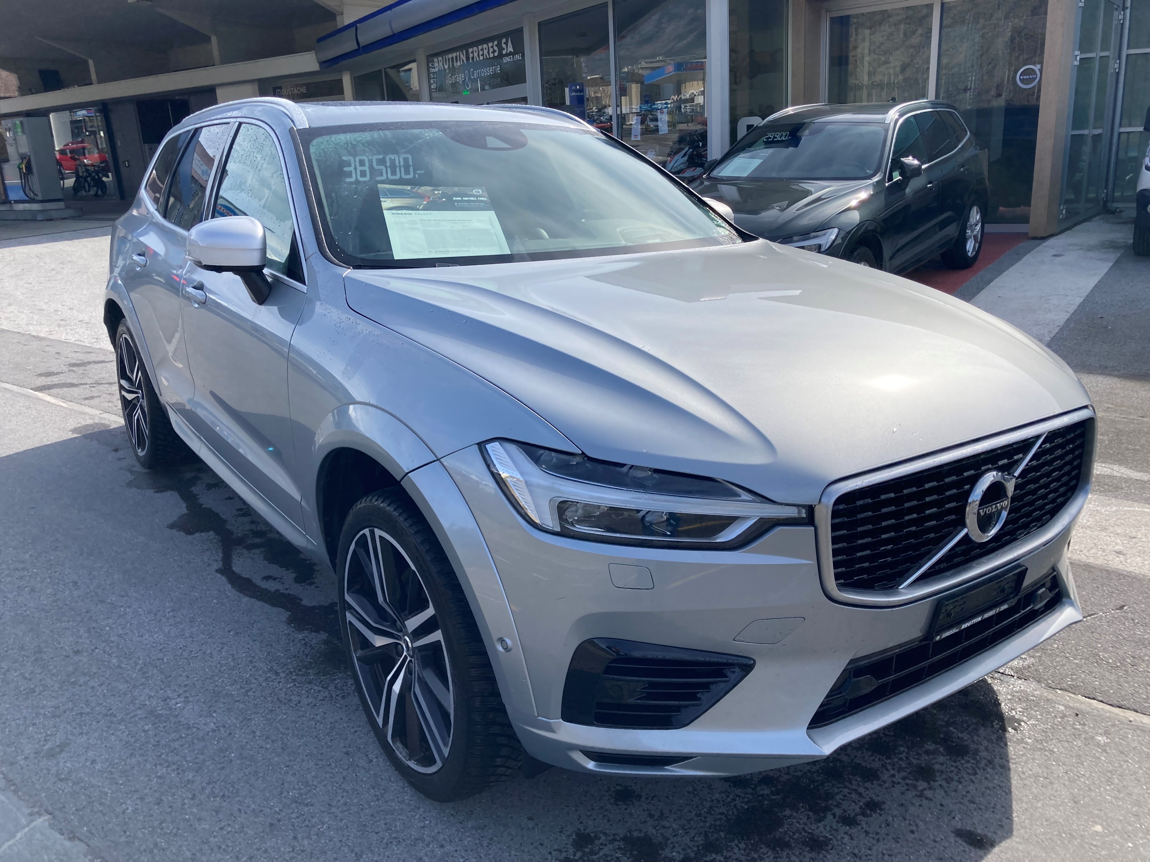 VOLVO XC60 T8 eAWD R-Design Geartronic