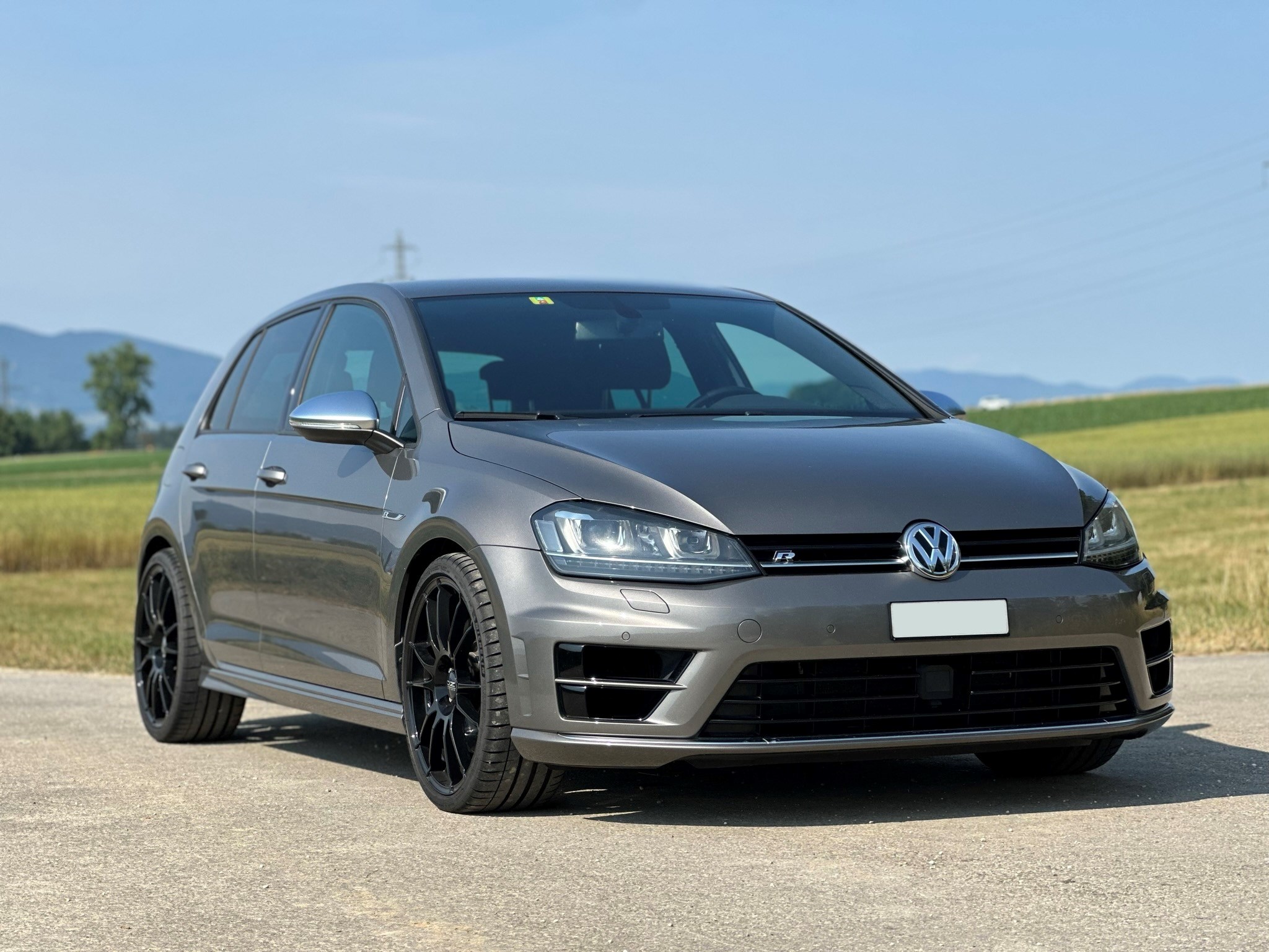 VW Golf 2.0 TSI R 4Motion