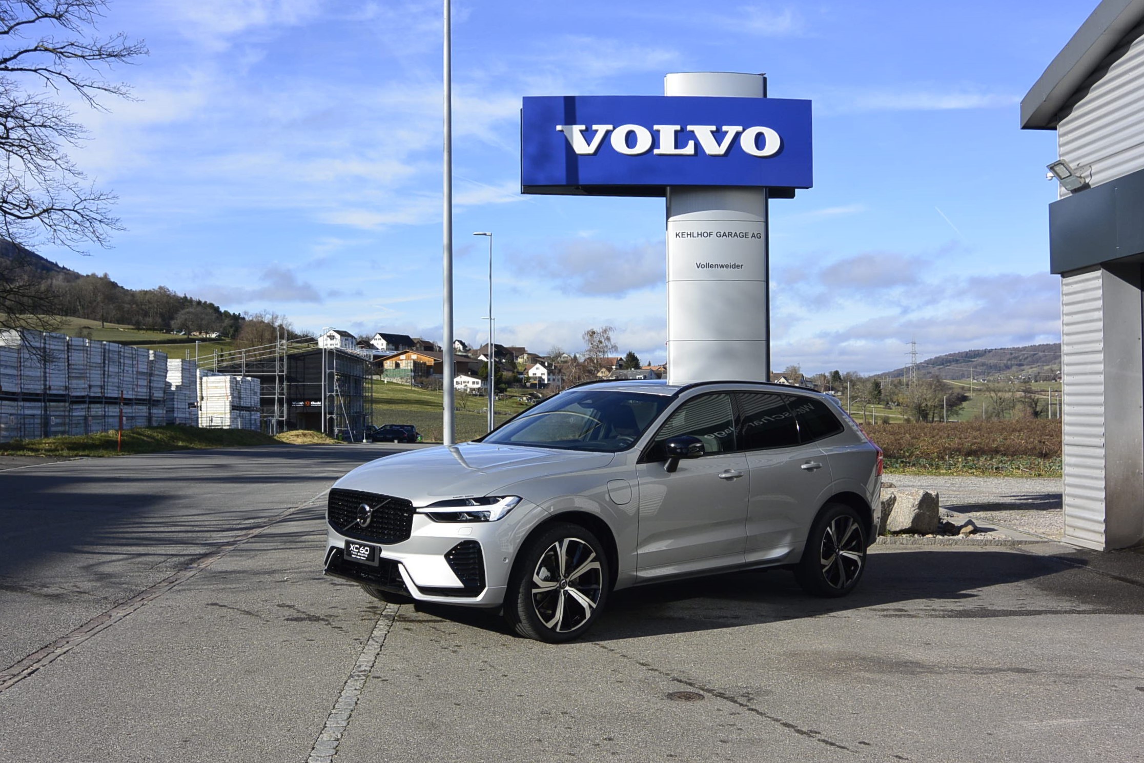 VOLVO XC60 T6 eAWD Ultim Dark