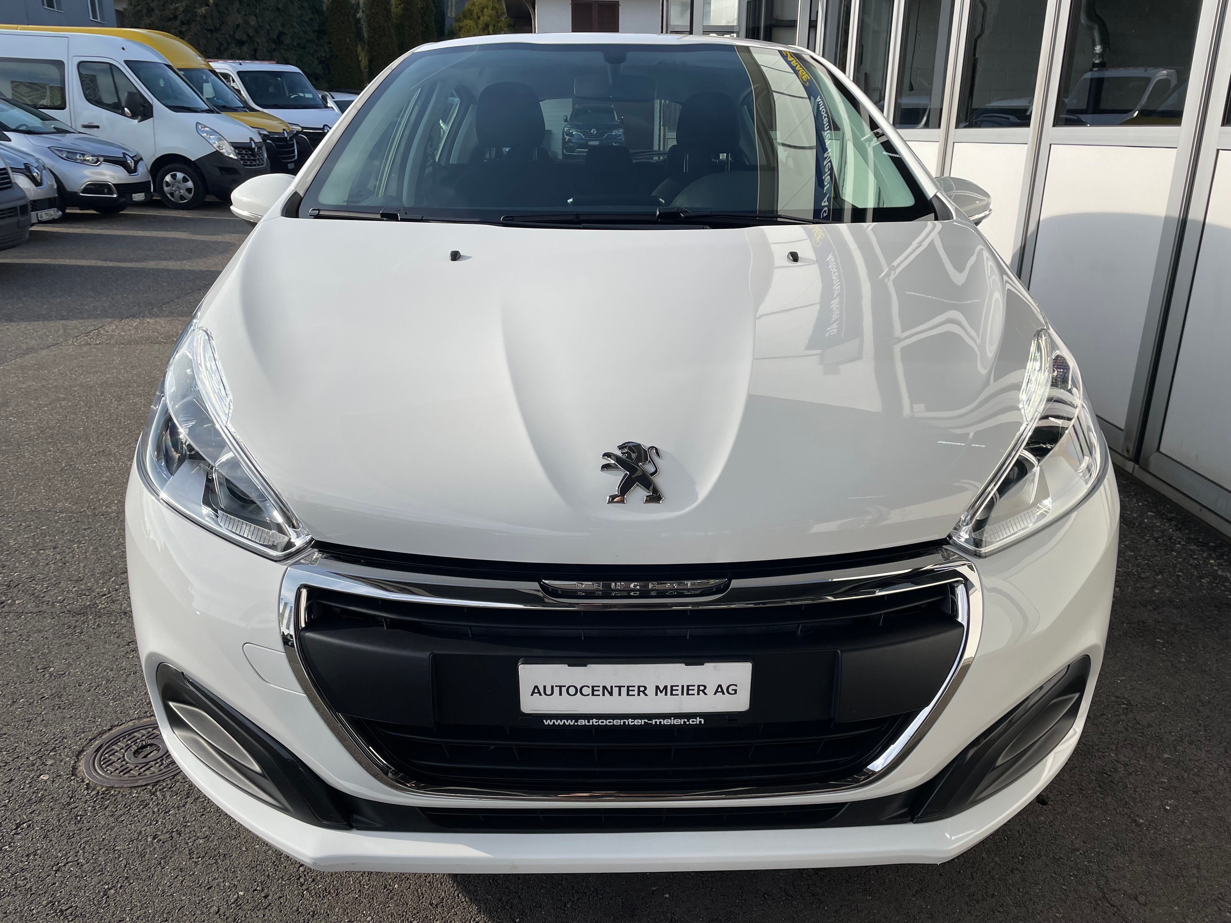 PEUGEOT 208 1.5 BlueHDi Active