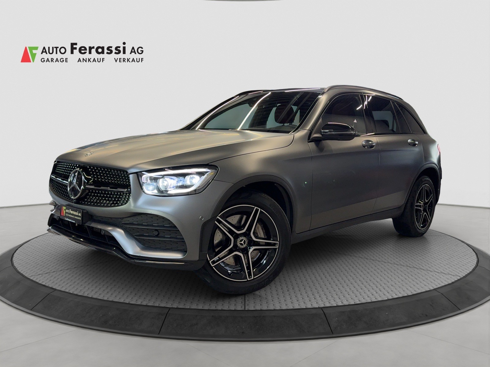 MERCEDES-BENZ GLC 200 AMG Line 4Matic 9G-Tronic