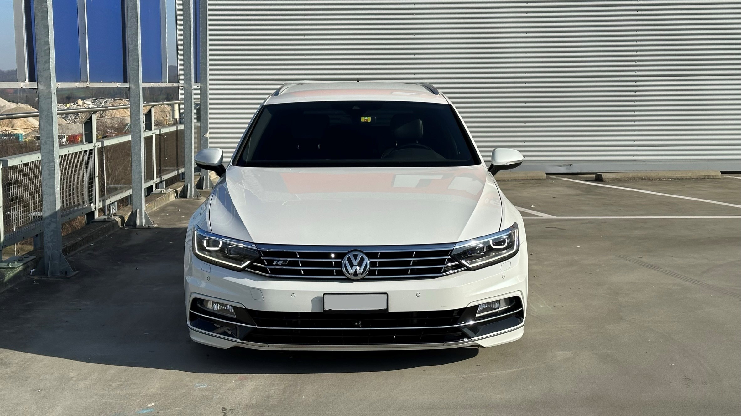 VW Passat 2.0 TDI *R-Line* 4Motion