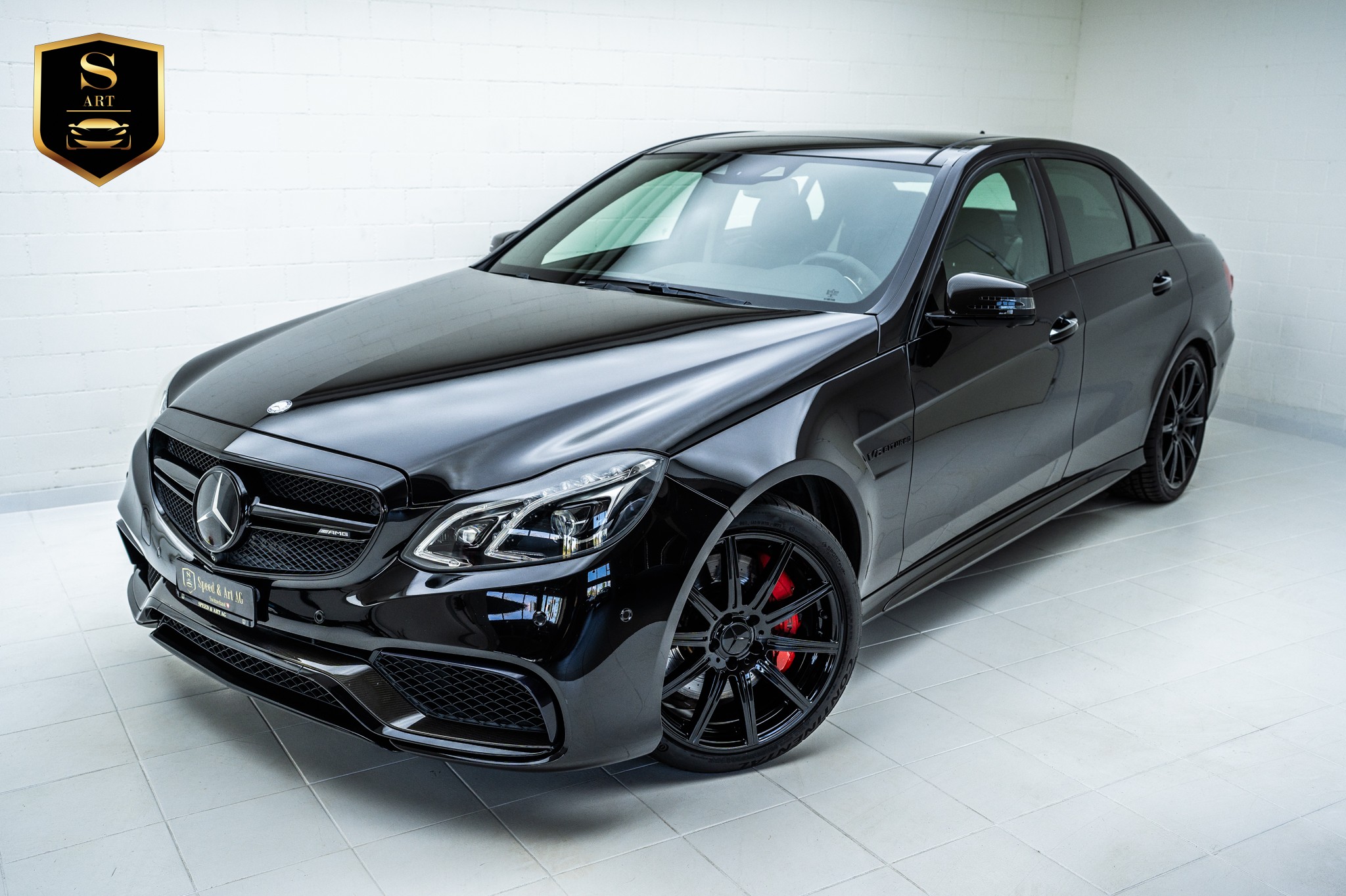 MERCEDES-BENZ E 63 AMG S 4Matic Speedshift **CARBON PAKET**