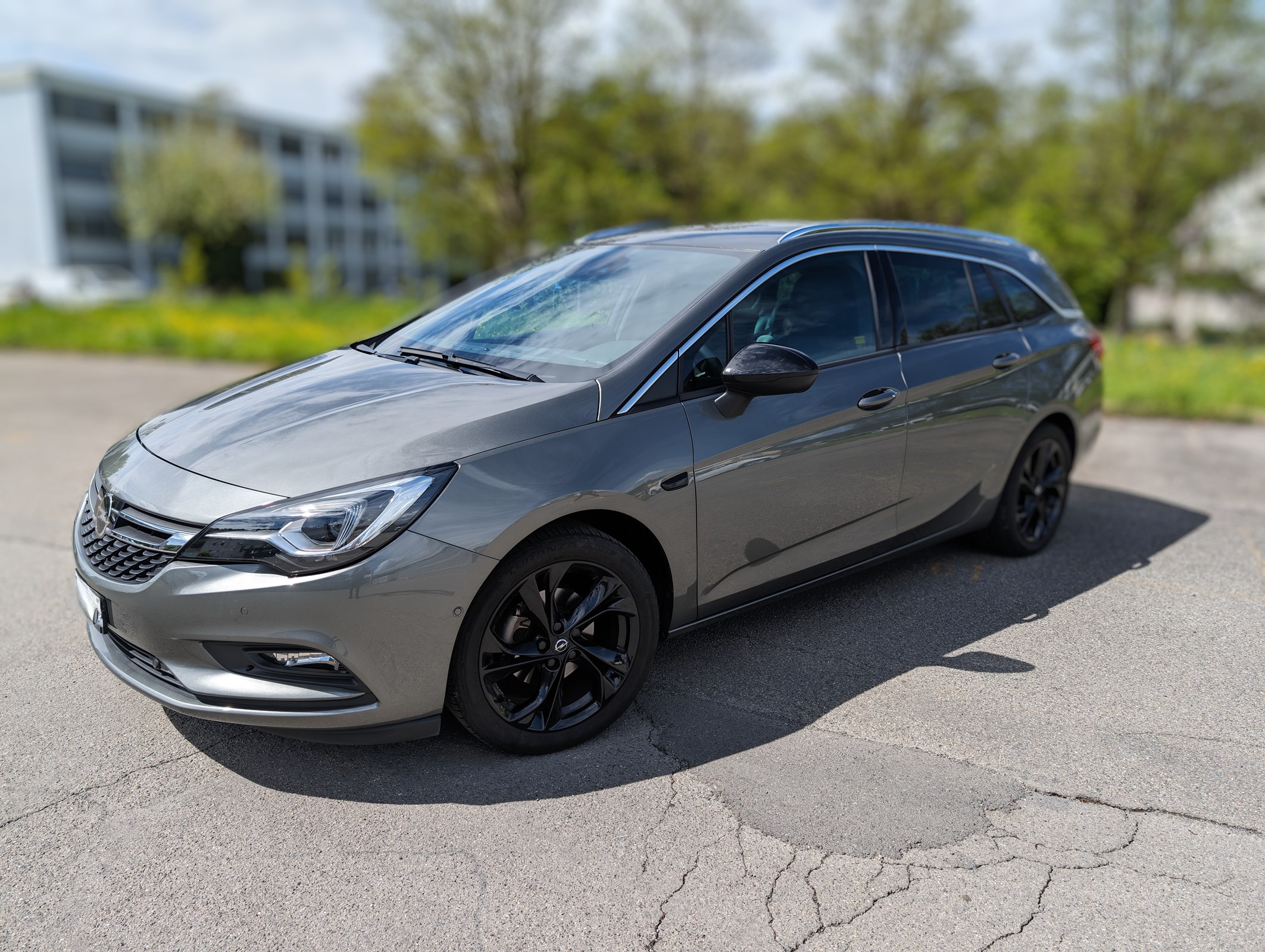 OPEL Astra Sports Tourer 1.4T eTEC Black Ed. S/S / Sonderedition / AT