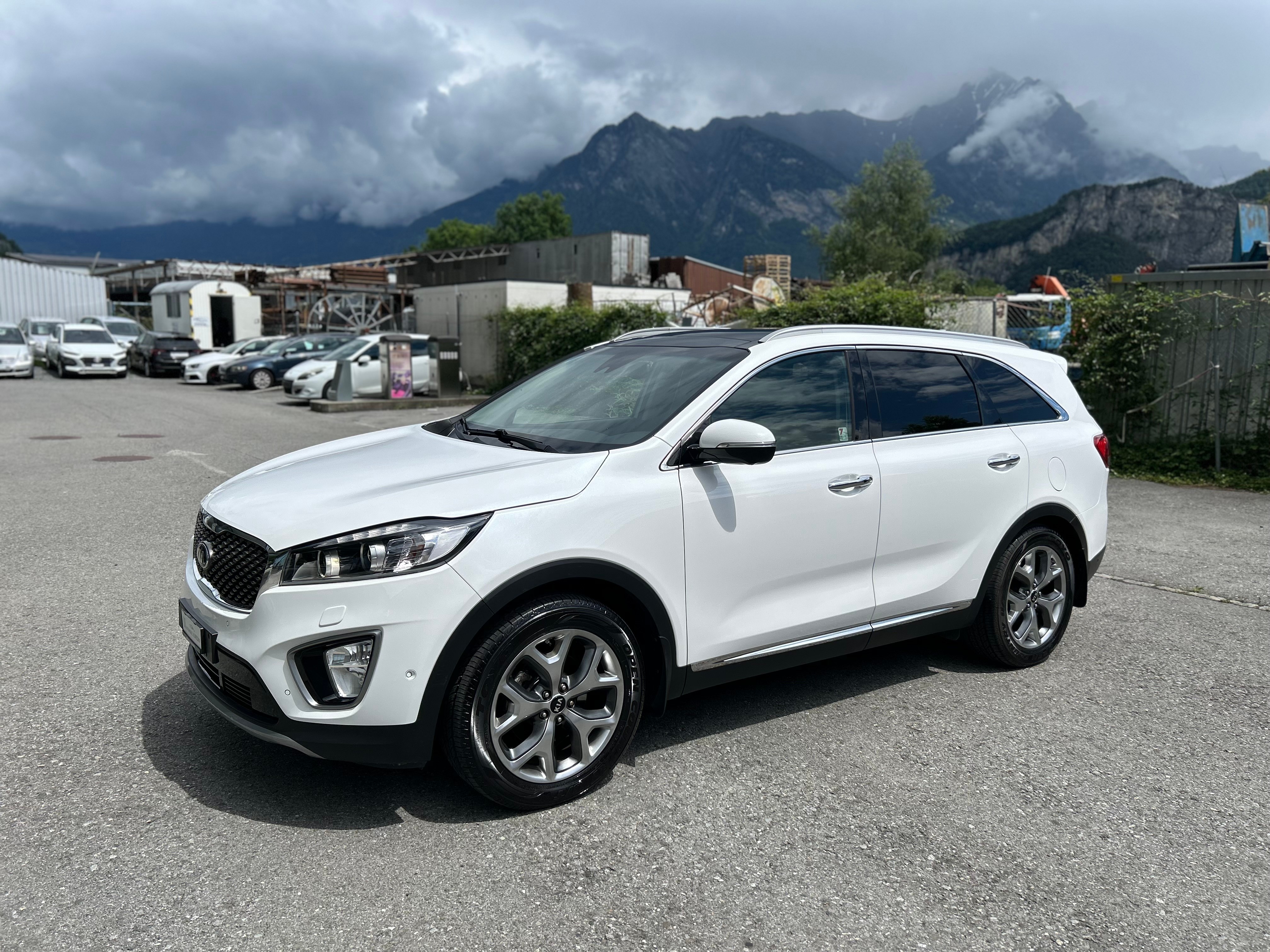 KIA Sorento 2.2 CRDI Style 7P. Automatic