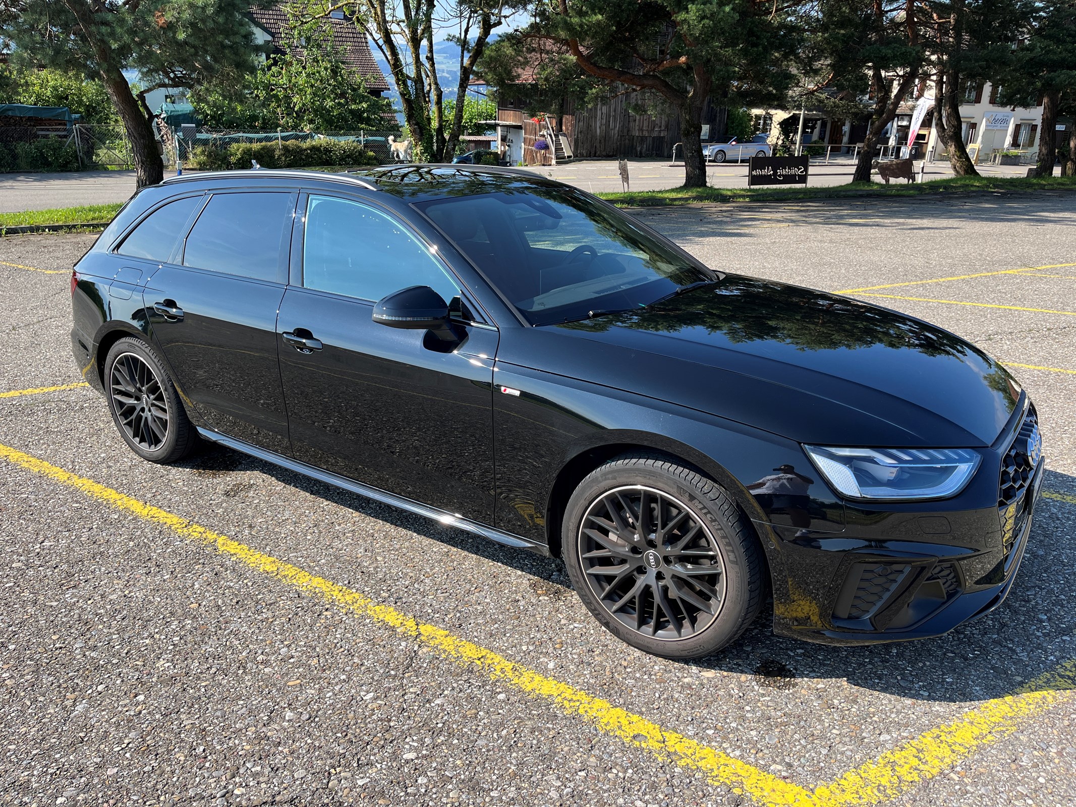 AUDI A4 Avant 40 TDI S line quattro S-tronic