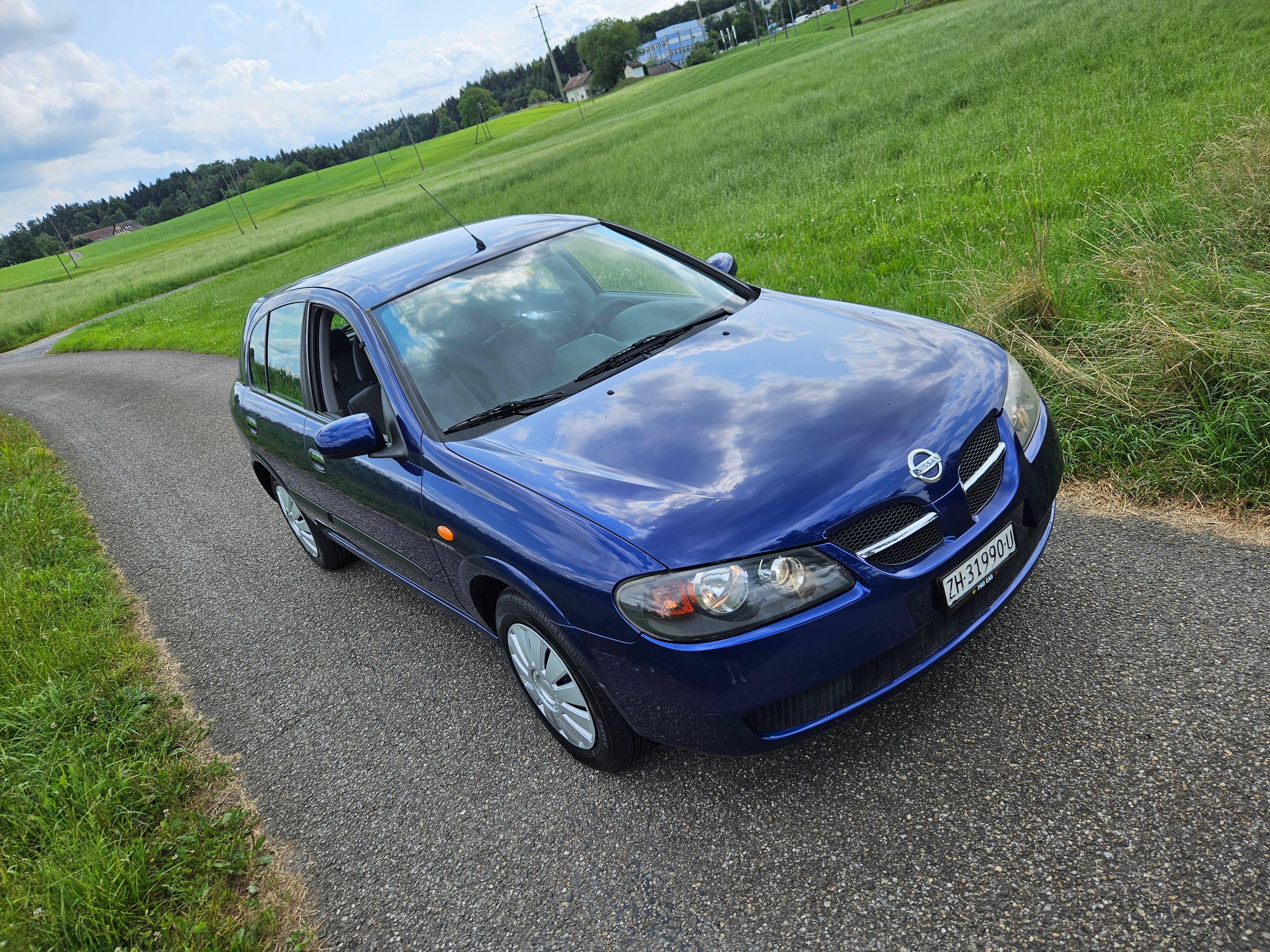 NISSAN Almera 1.8 16V acenta