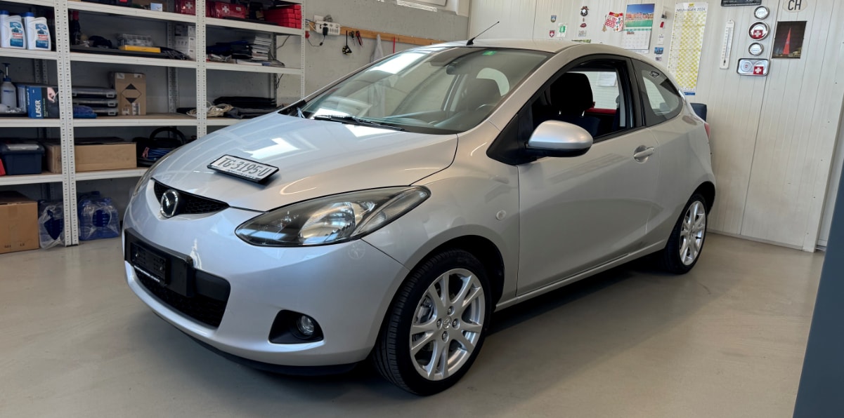 MAZDA 2 1.5i 16V Sport