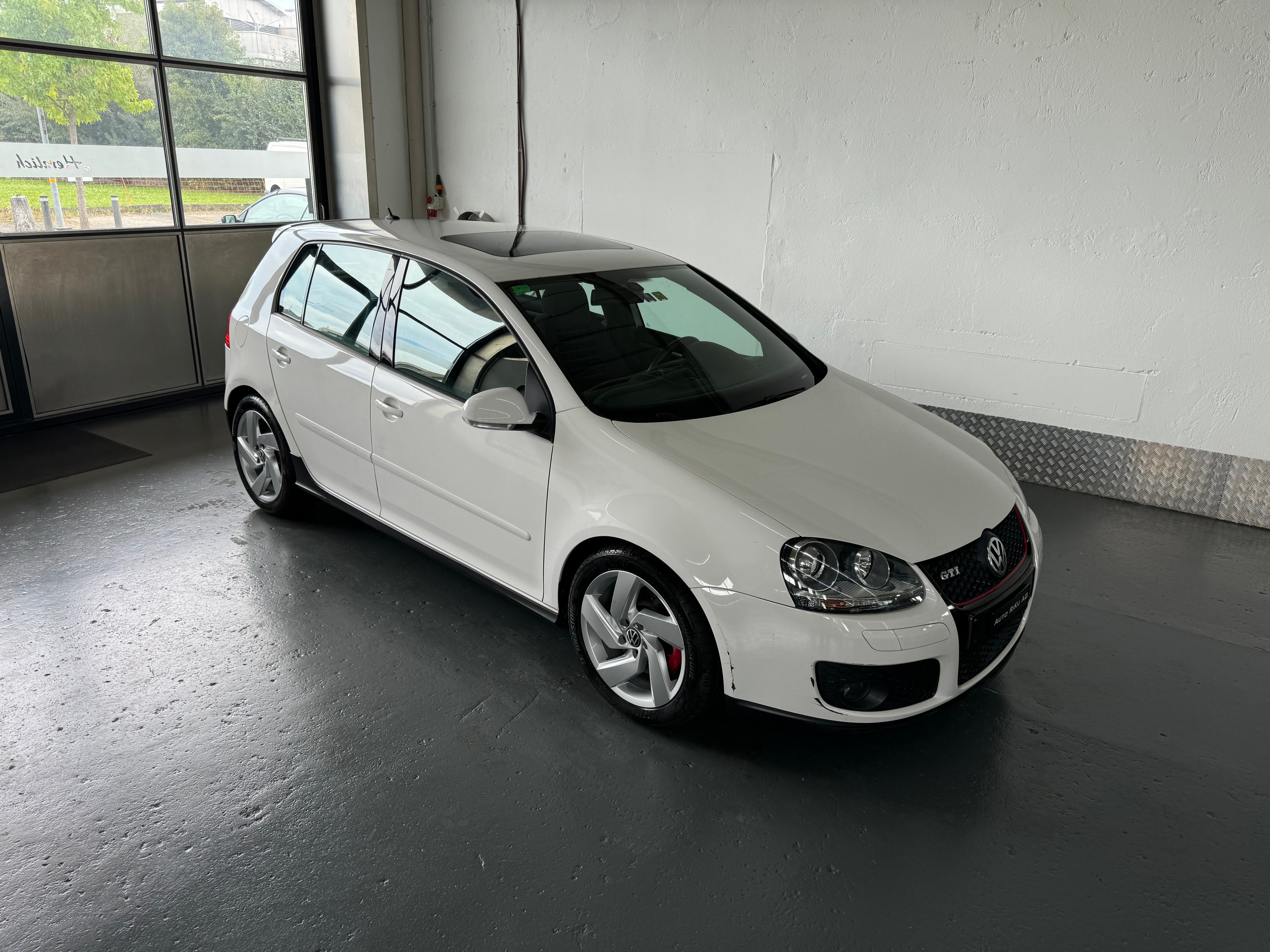 VW Golf 2.0 TFSI GTI