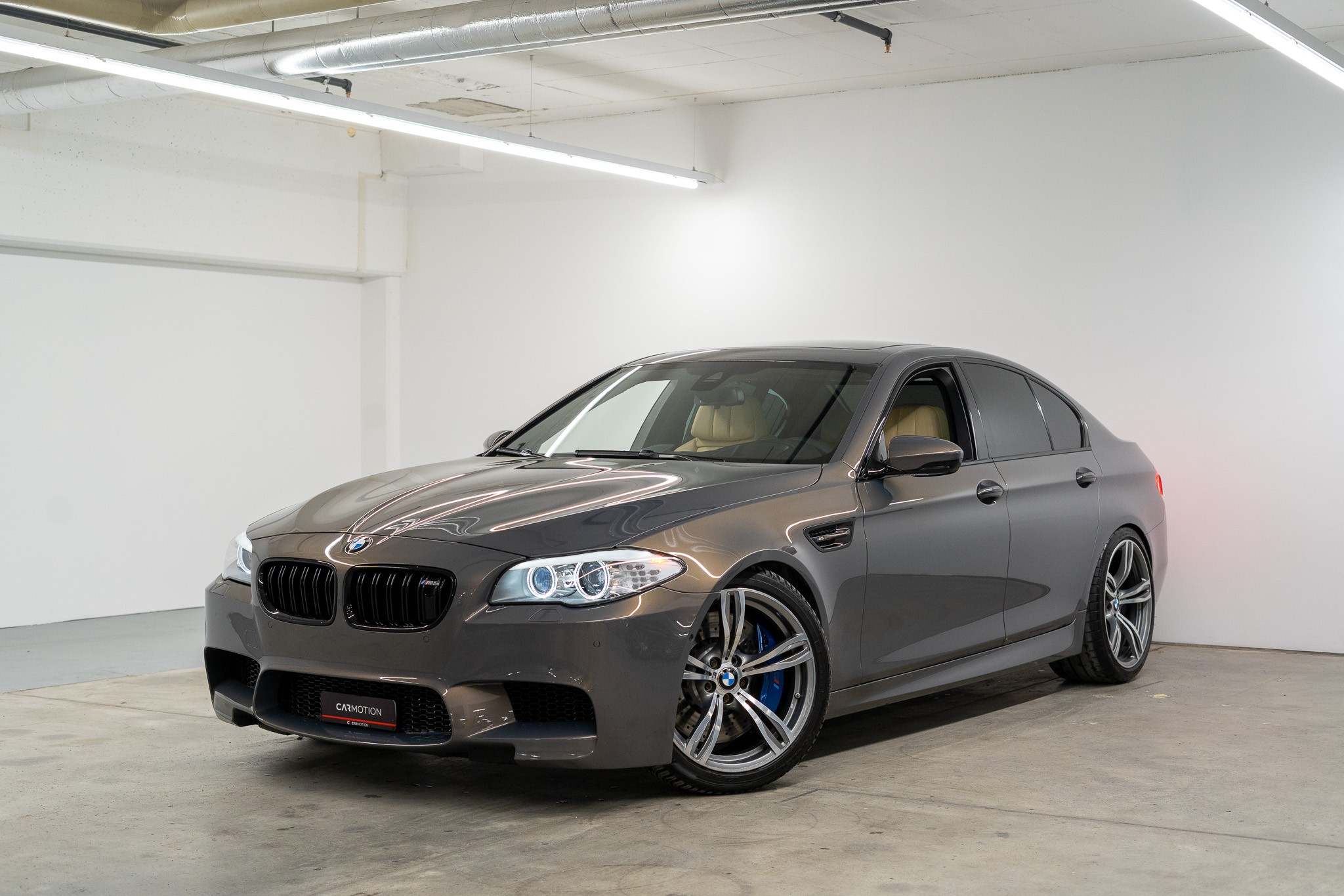 BMW M5 *Grail Bipolar Klappen-Auspuffanlage*