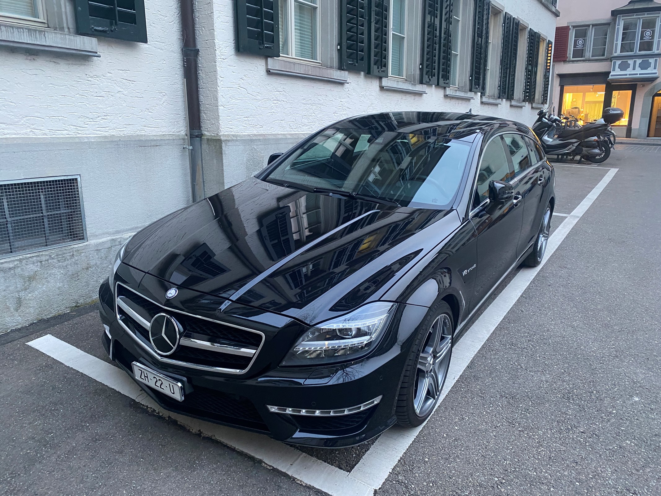 MERCEDES-BENZ CLS Shooting Brake 63 AMG Speedshift MCT