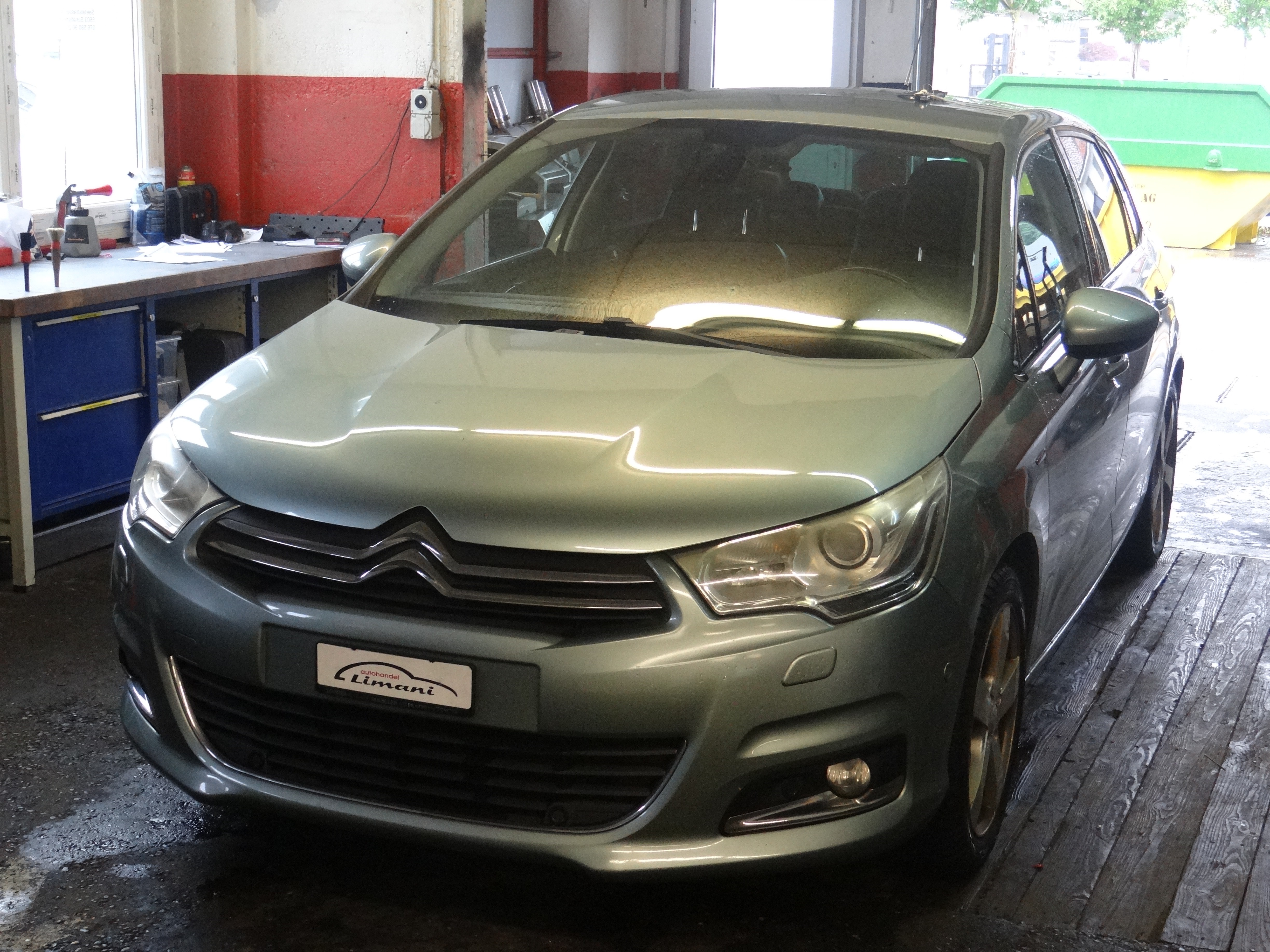 CITROEN C4 Berline 2.0 HDi Exclusive