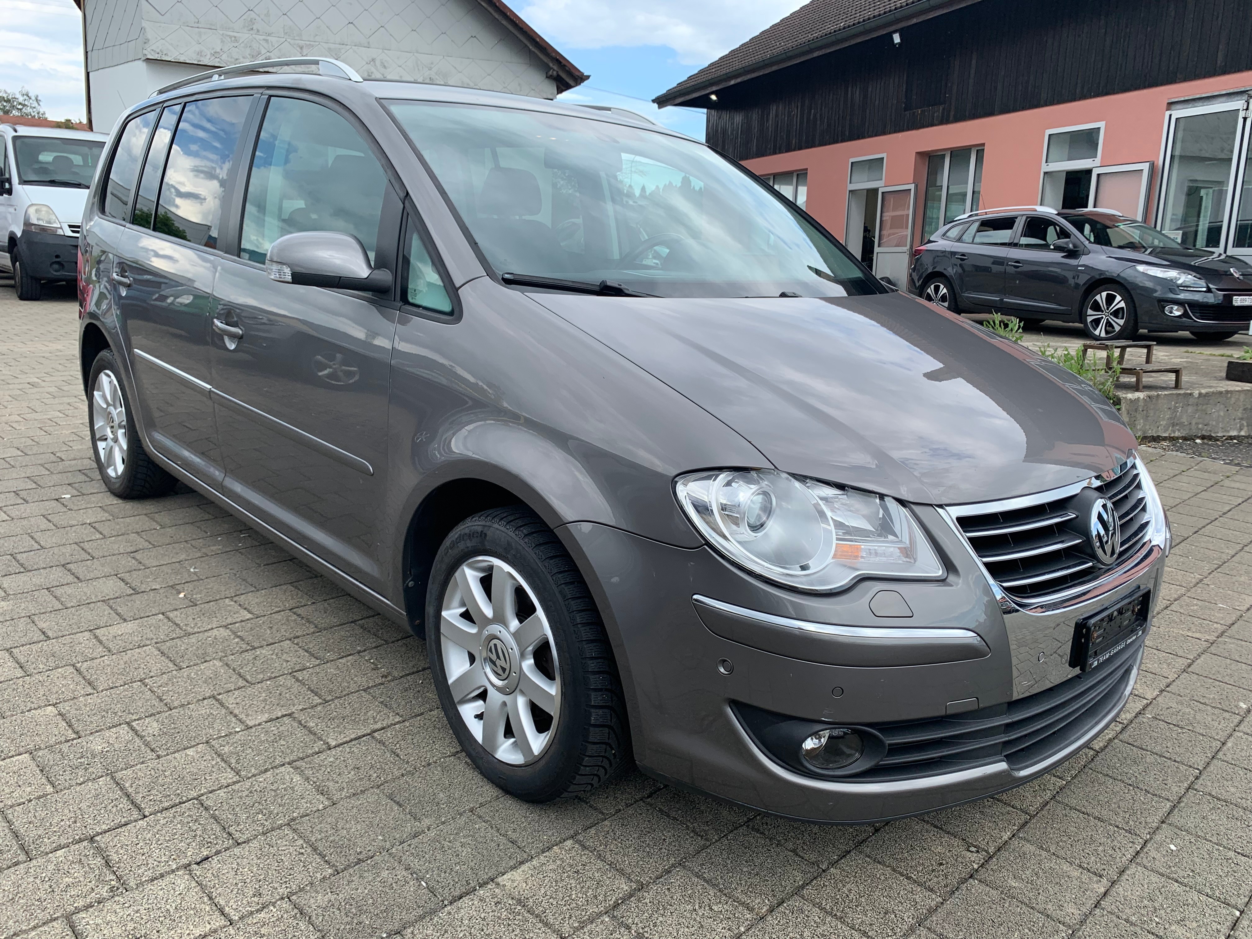 VW TOURAN