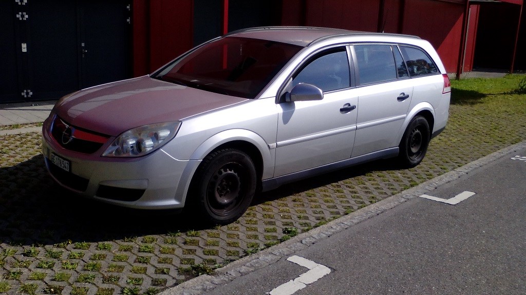 OPEL Vectra Caravan 1.9 CDTi 16V Diamond Automatic