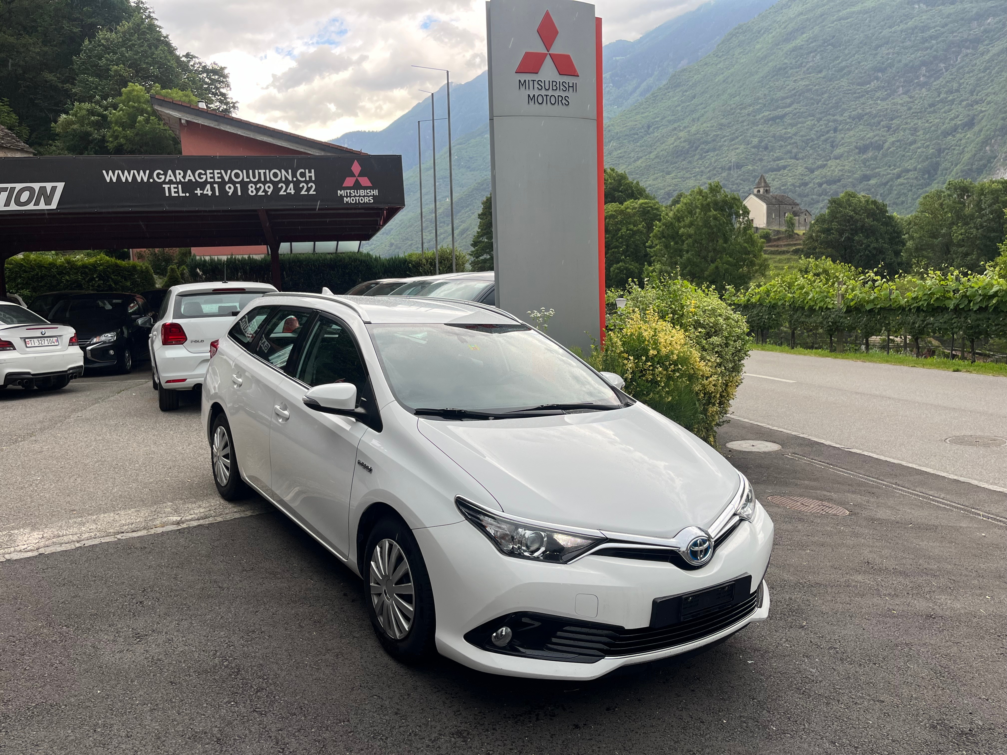 TOYOTA Auris Touring Sports 1.8 HSD Luna e-CVT