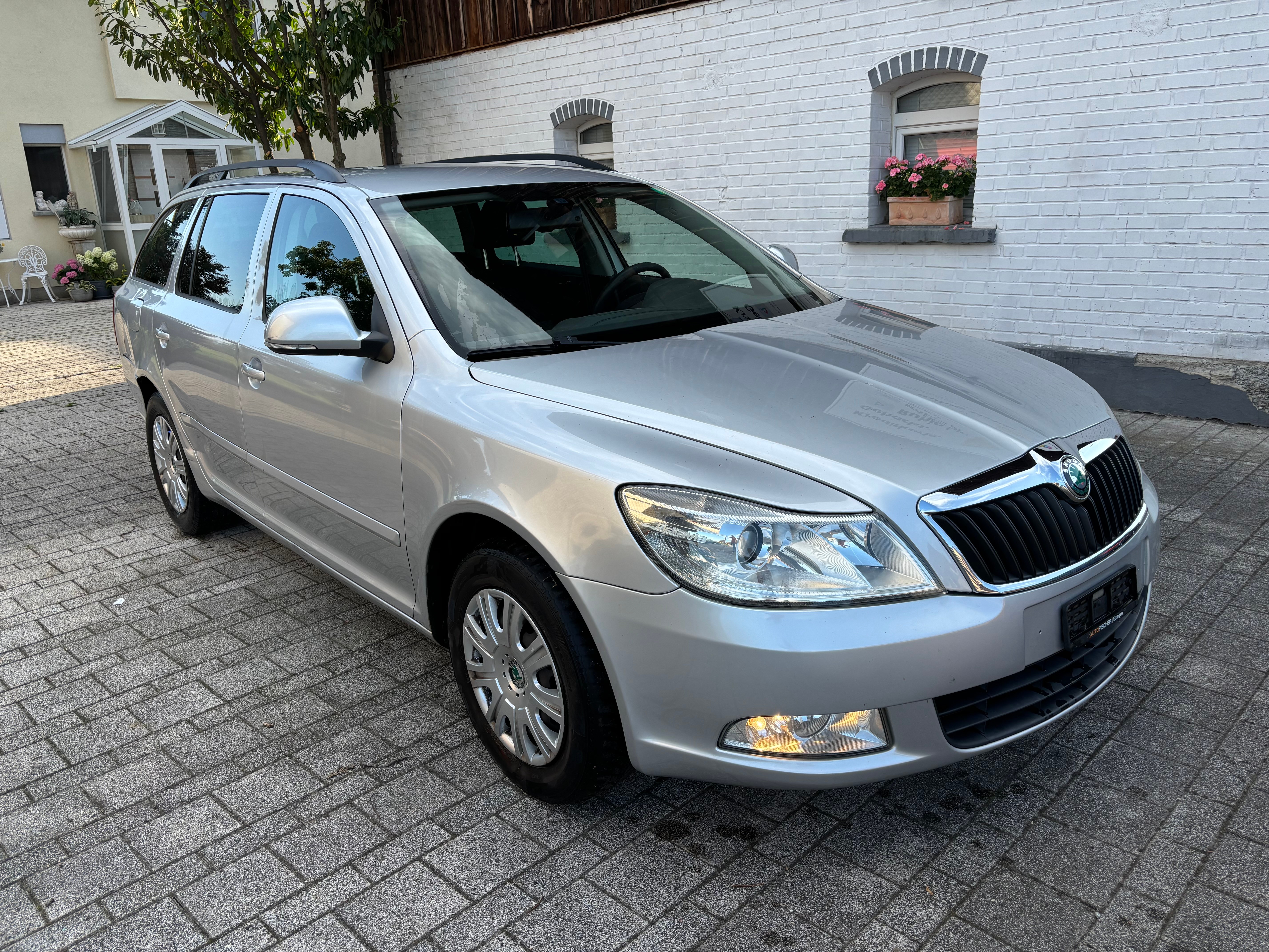 SKODA Octavia Combi 1.6 TDI Active DSG