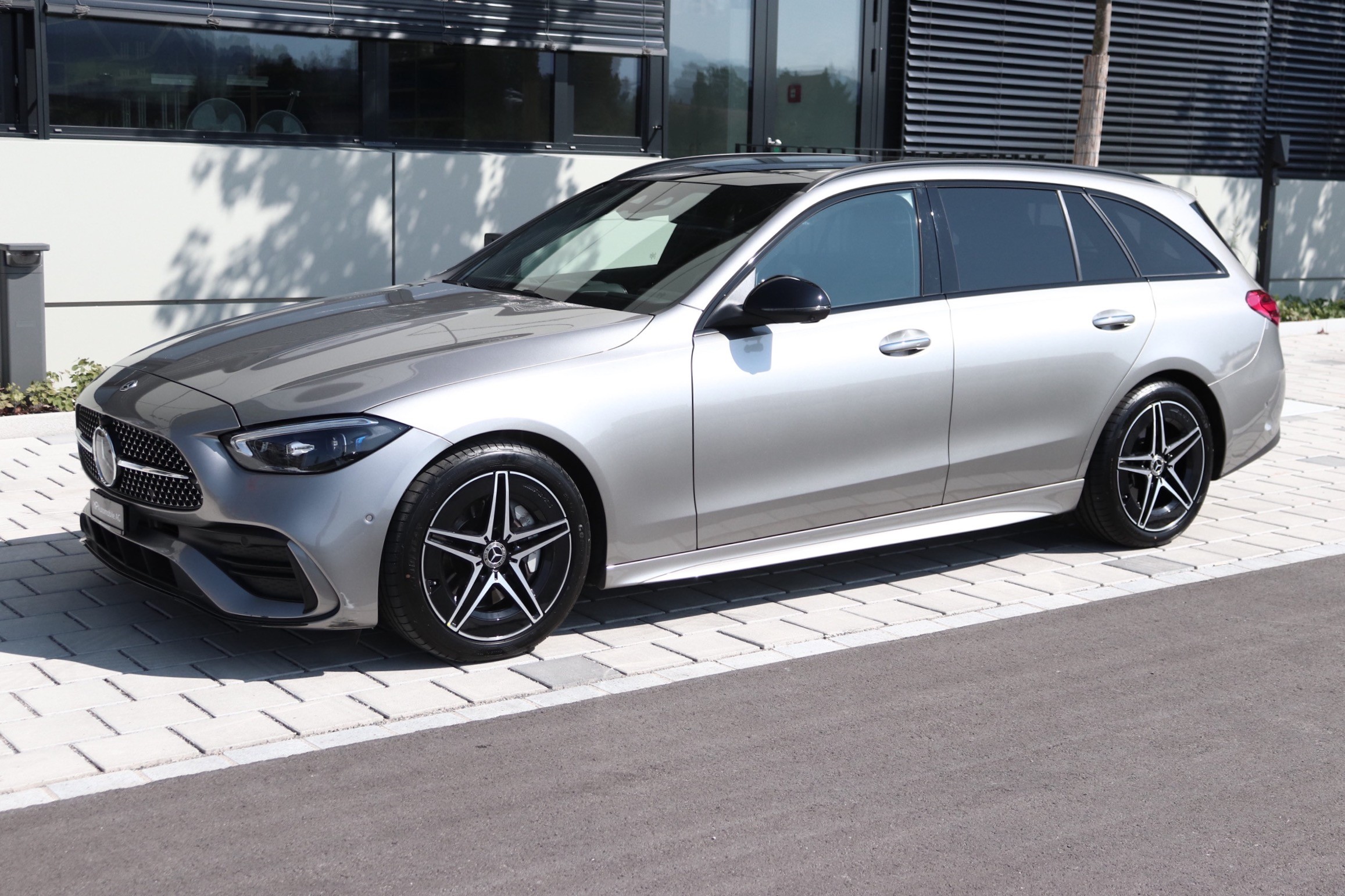 MERCEDES-BENZ C 220 d T 4Matic AMG Line