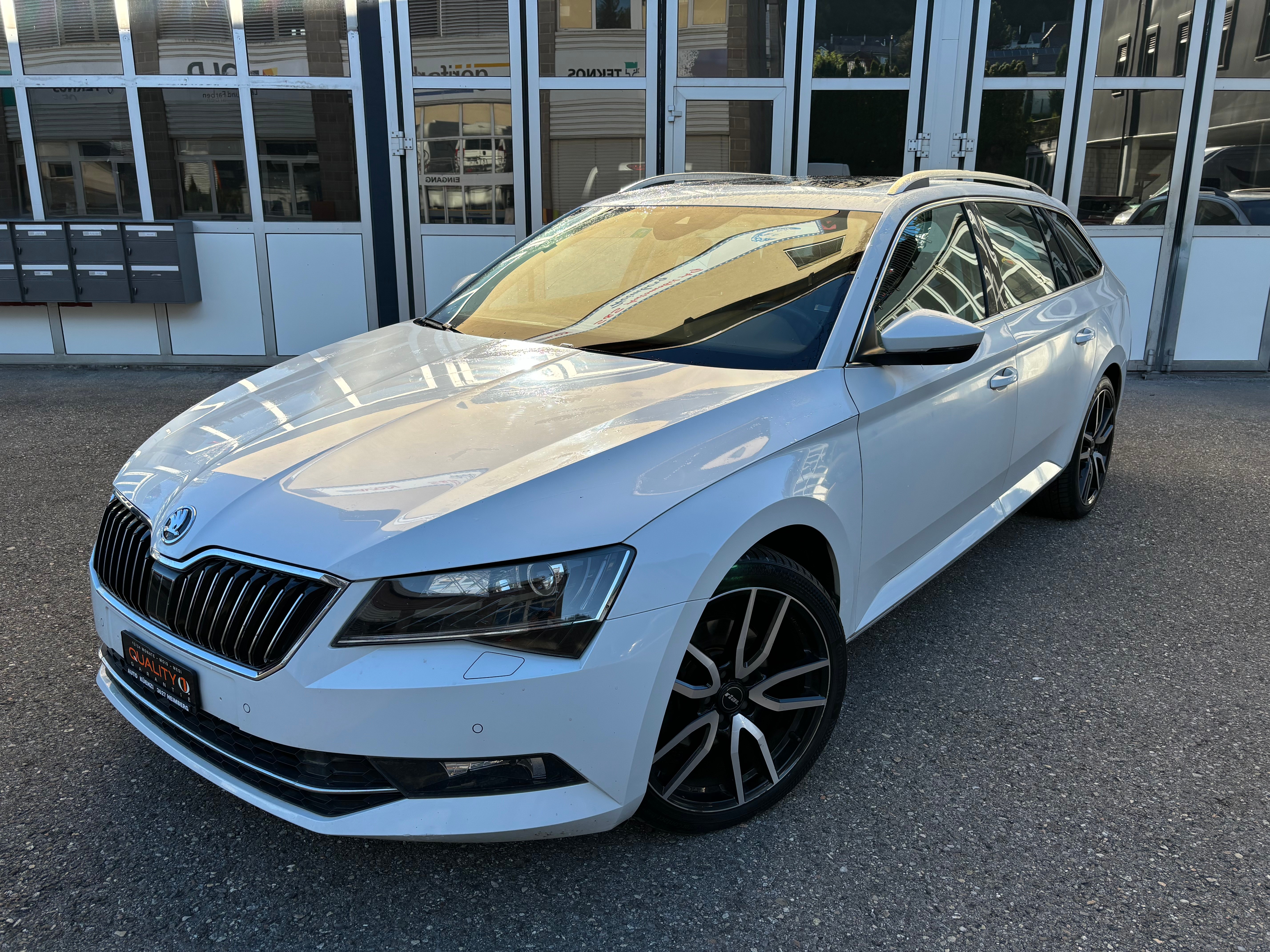 SKODA Superb Combi 2.0 TDi Style 4x4 DSG