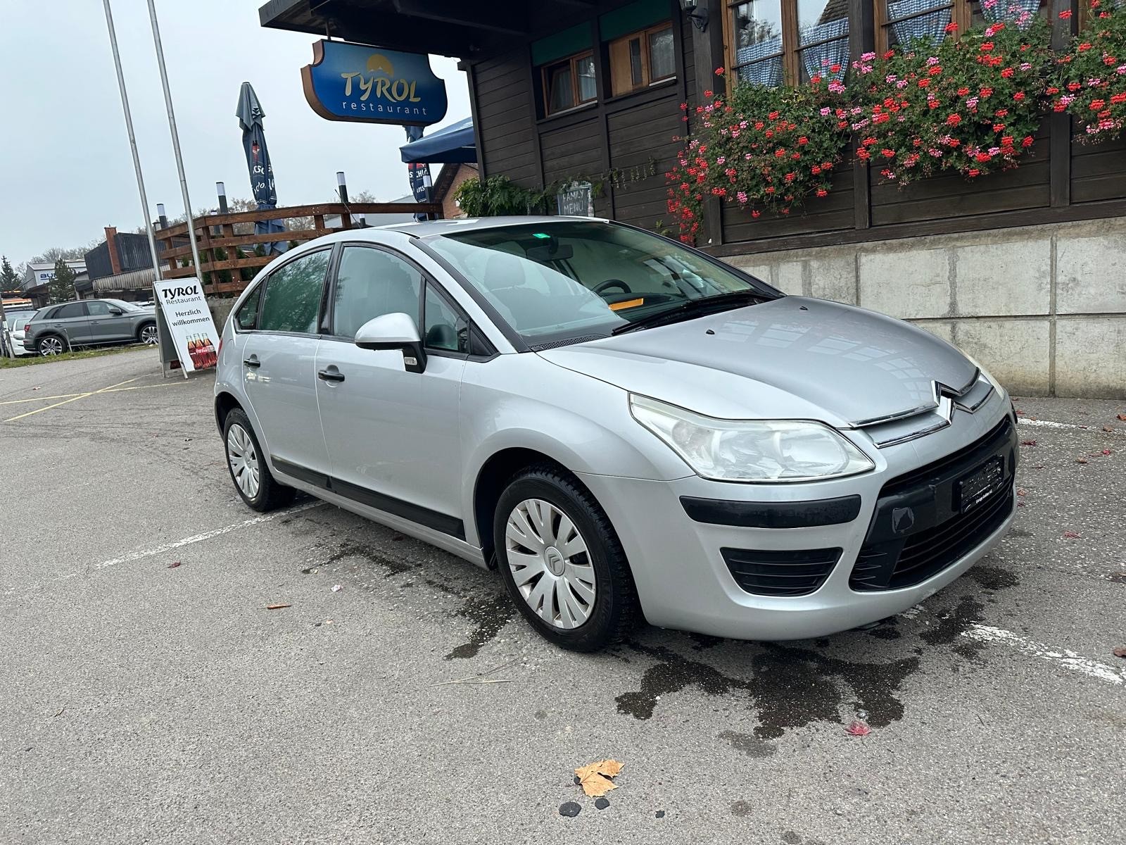 CITROEN C4 Berline 1.4i 16V Essentiel (X)