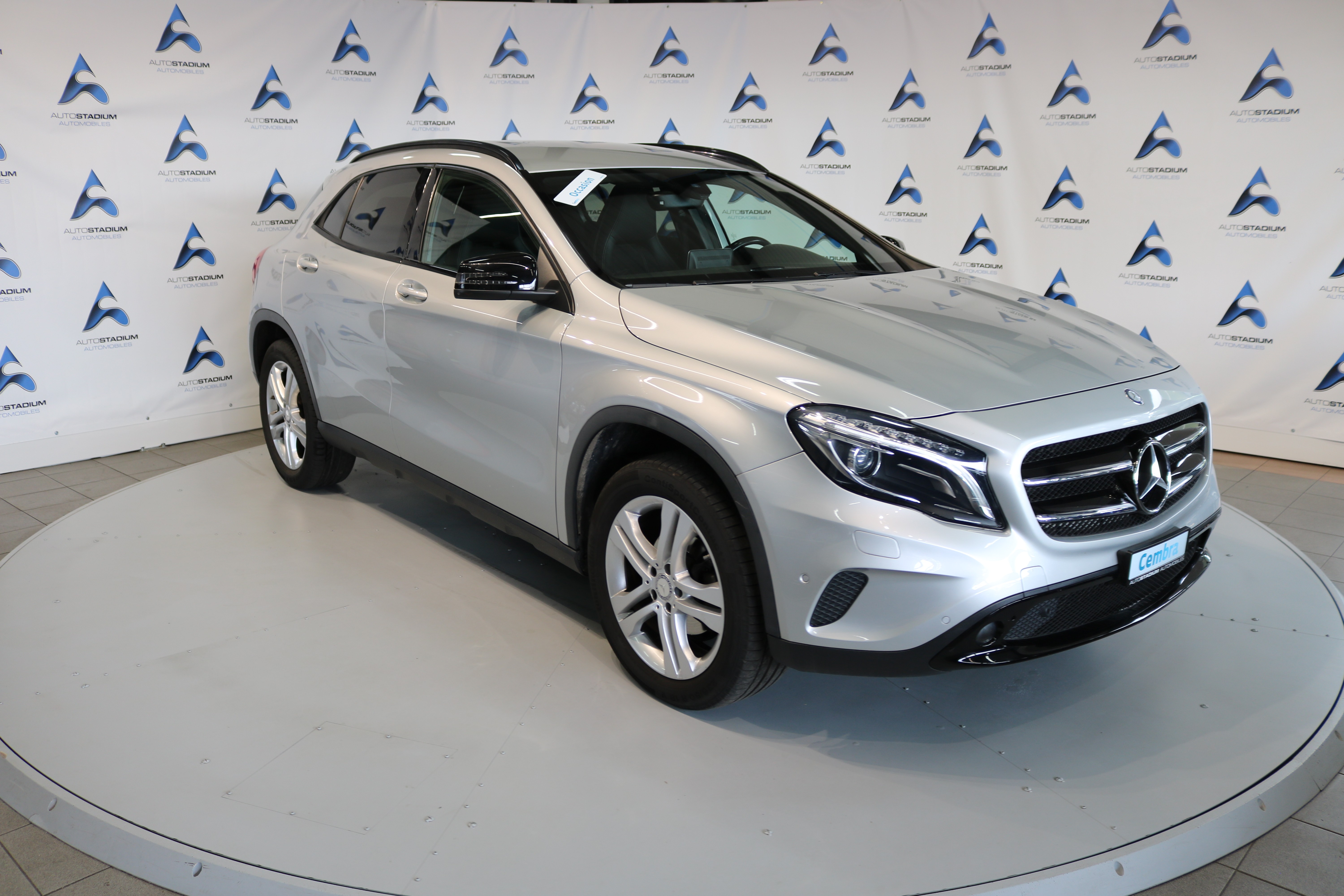 MERCEDES-BENZ GLA 200 Urban 7G-DCT