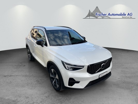 VOLVO XC40 B3 MHD Plus Dark