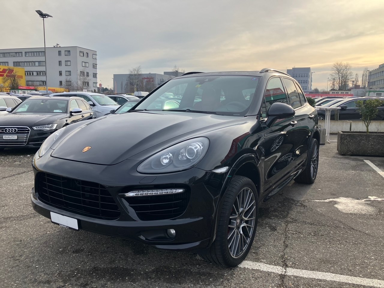 PORSCHE Cayenne Turbo S