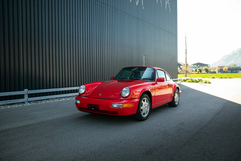 PORSCHE 911 Carrera 2