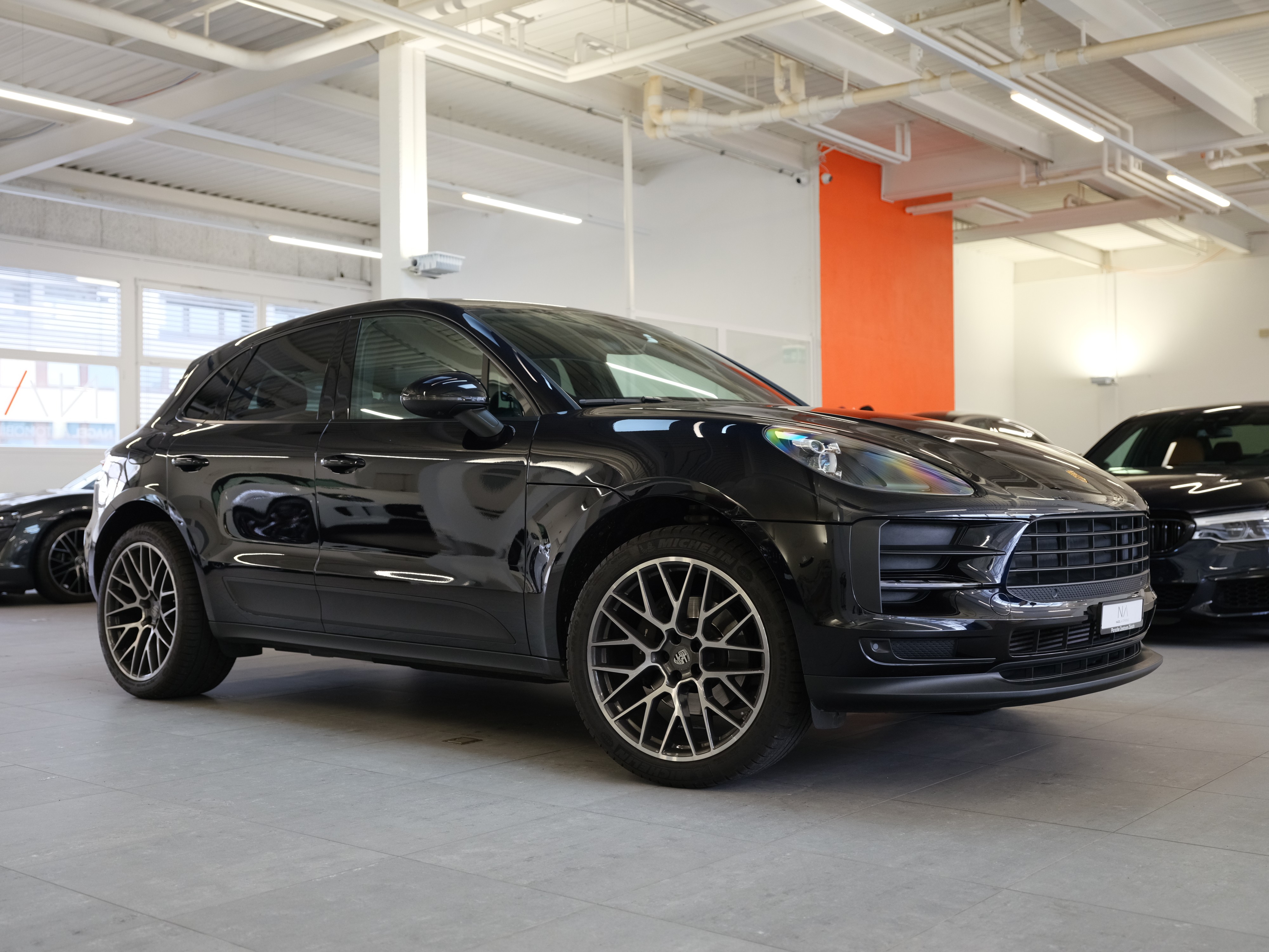 PORSCHE Macan PDK