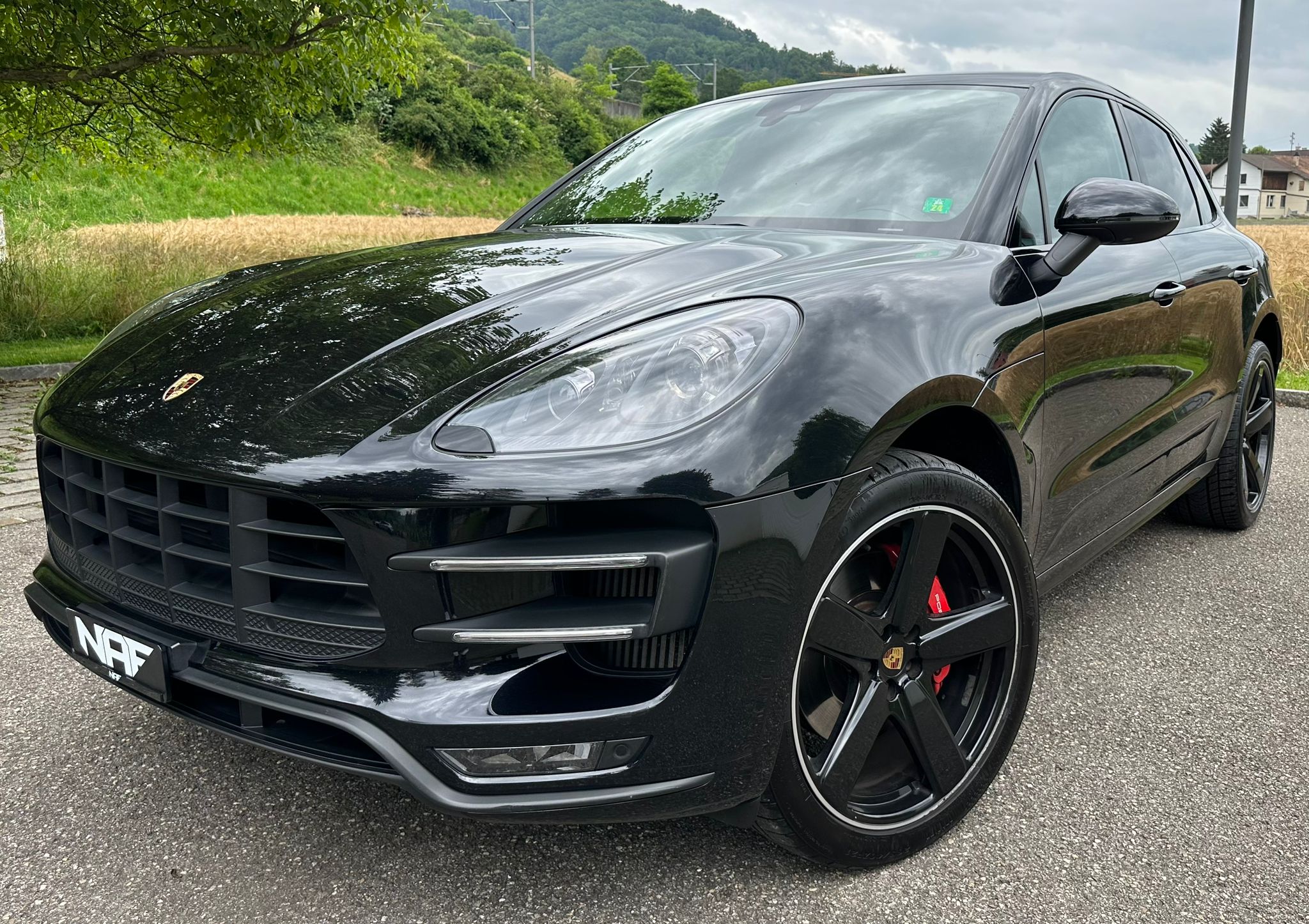 PORSCHE Macan Turbo PDK