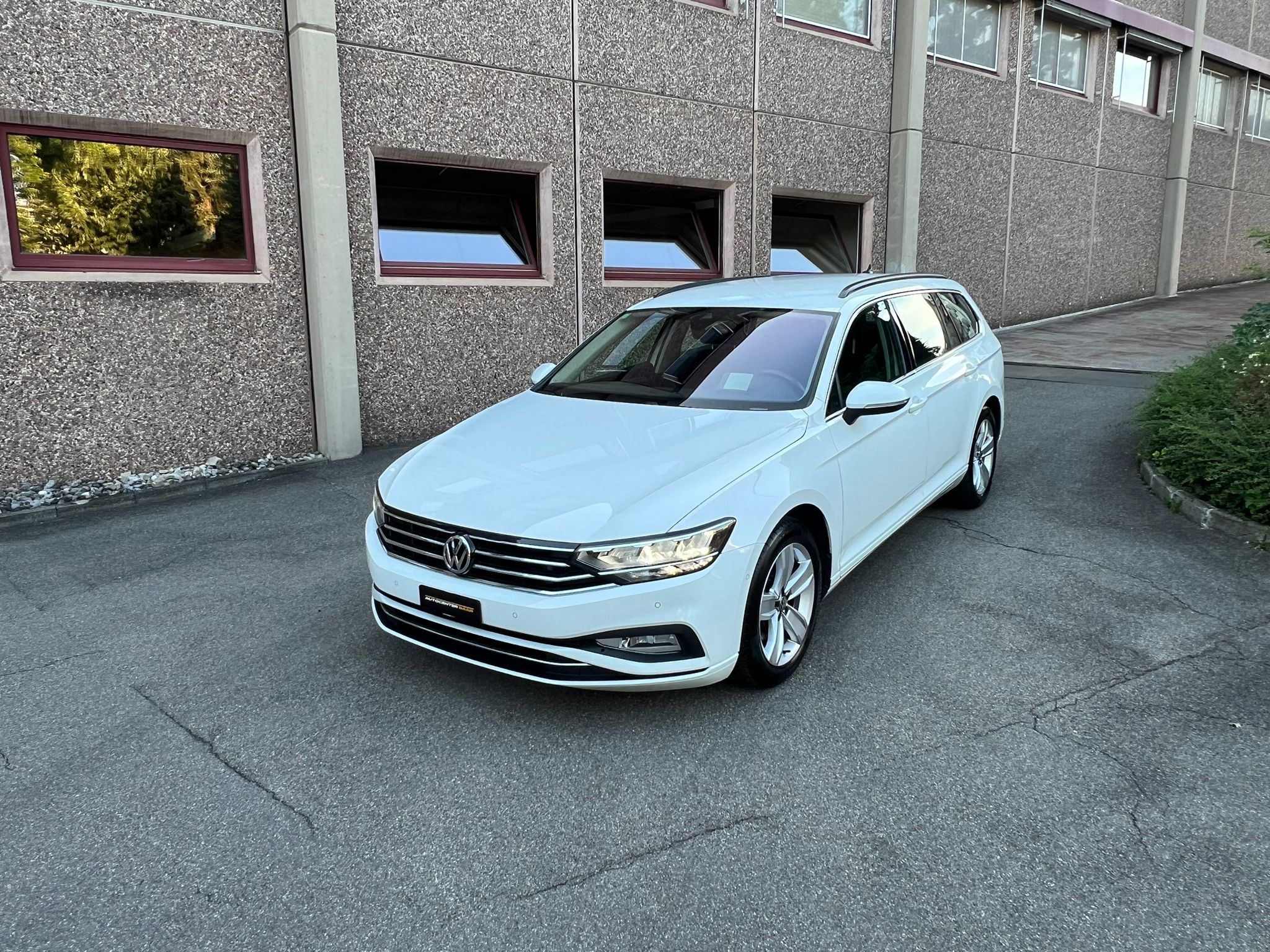 VW Passat 2.0 TDI BMT Business 4Motion DSG