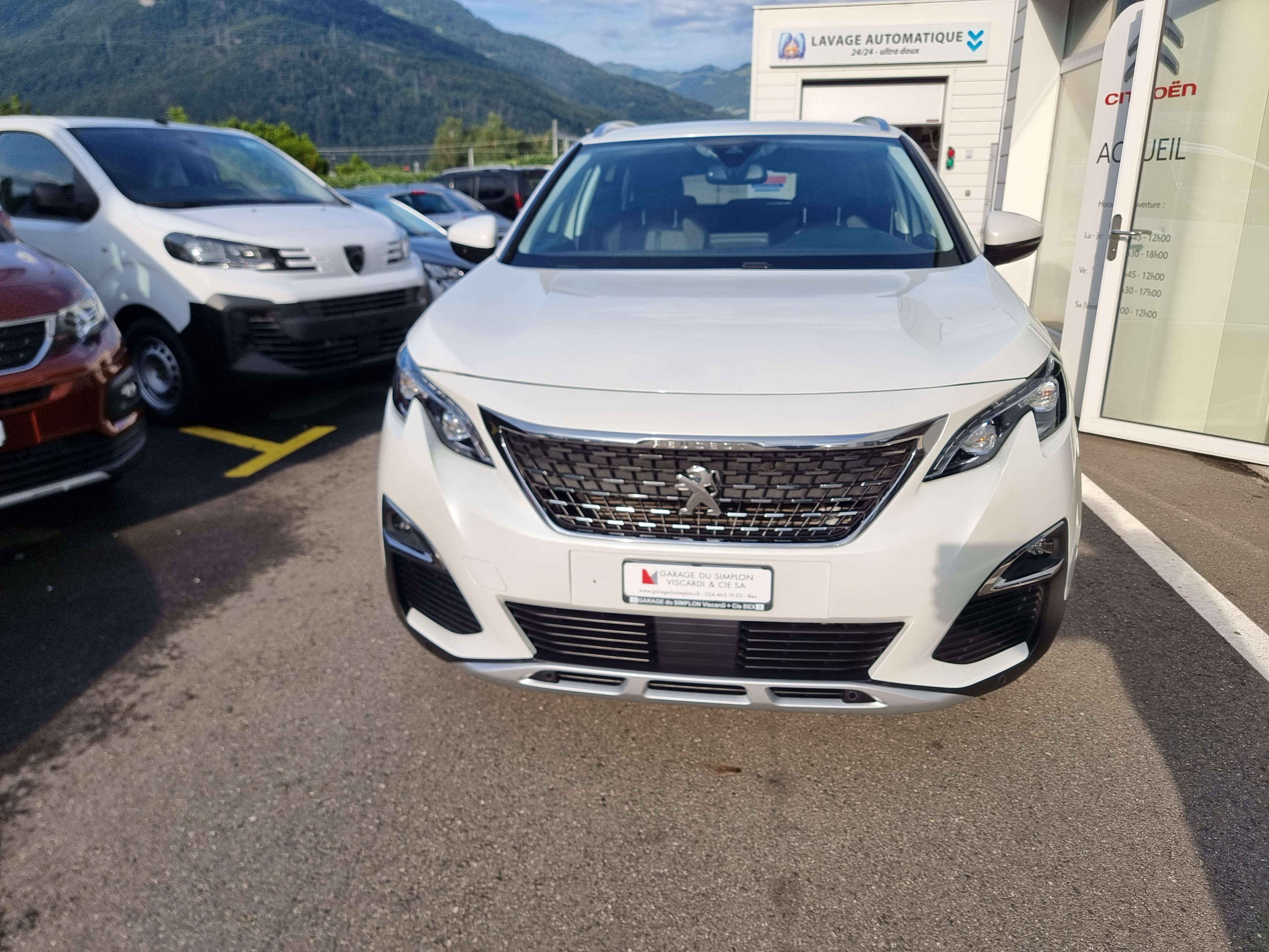 PEUGEOT 3008 1.2 PureTech Allure EAT