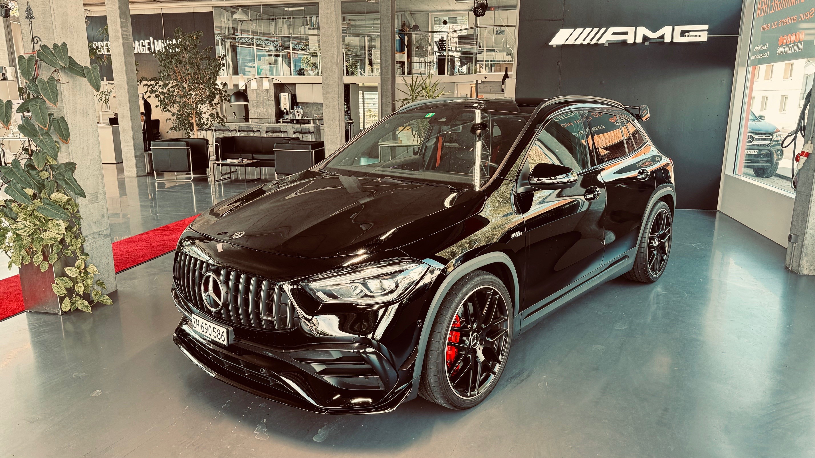 MERCEDES-BENZ GLA 45 S AMG 4Matic+ 8G-Speedshift DCT