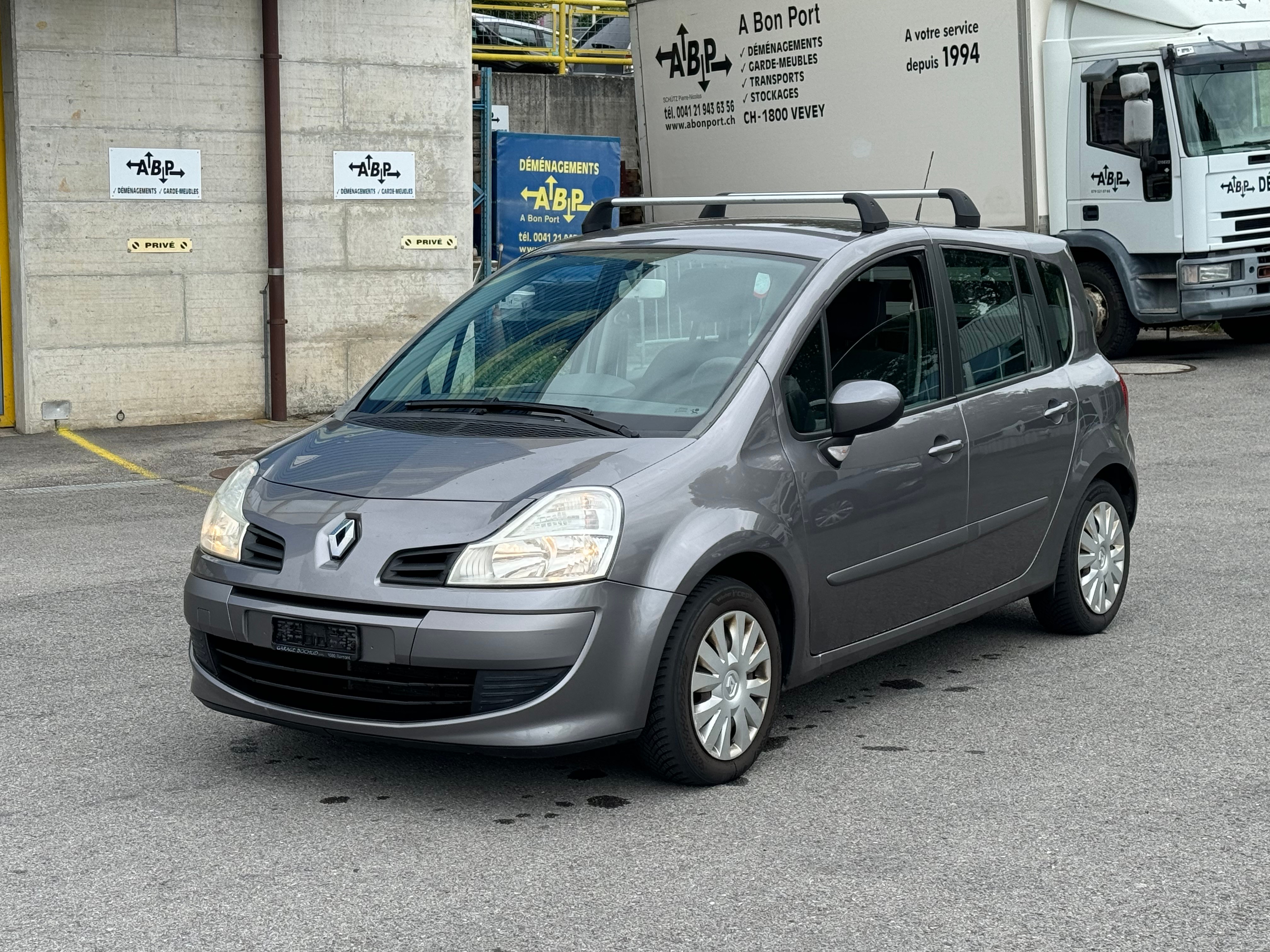 RENAULT Modus 1.6 16V Dynamique Automatic