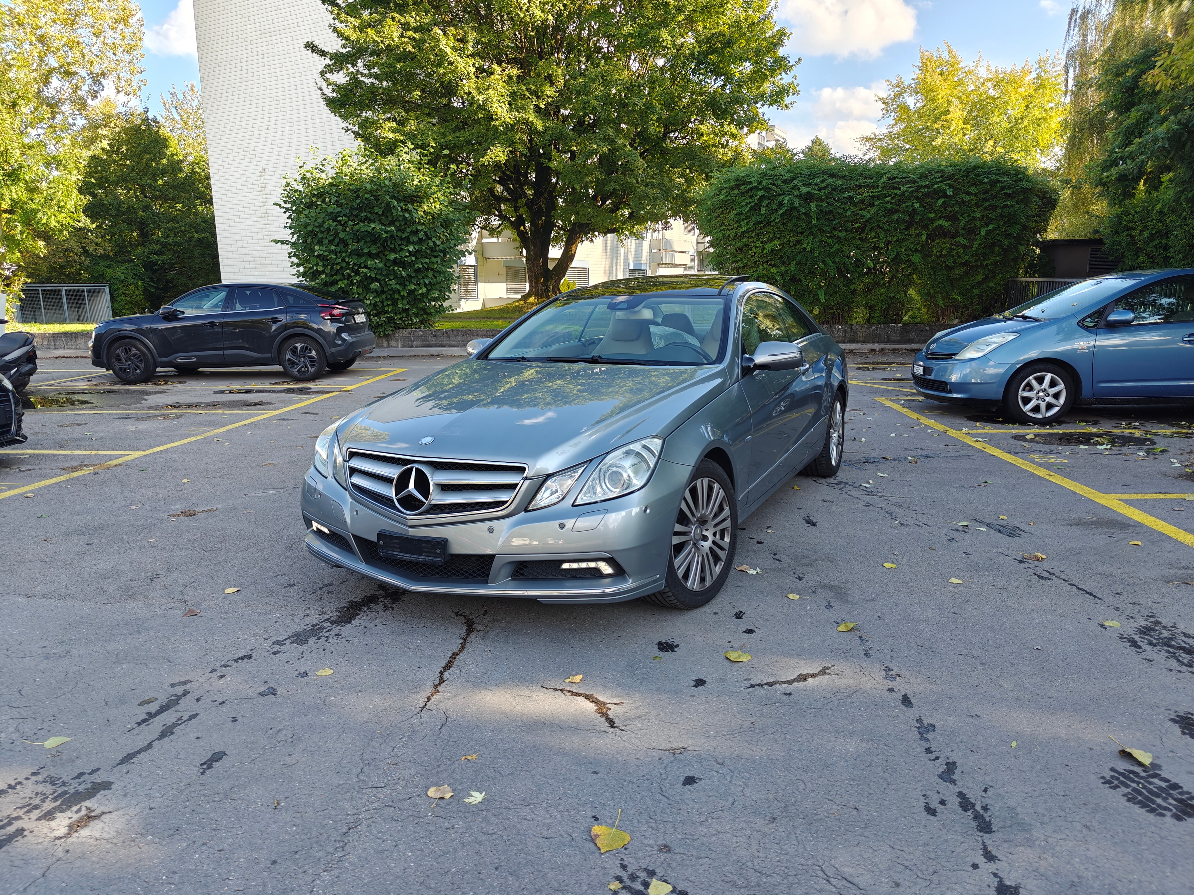 MERCEDES-BENZ E 250 CGI BlueEfficiency Automatic