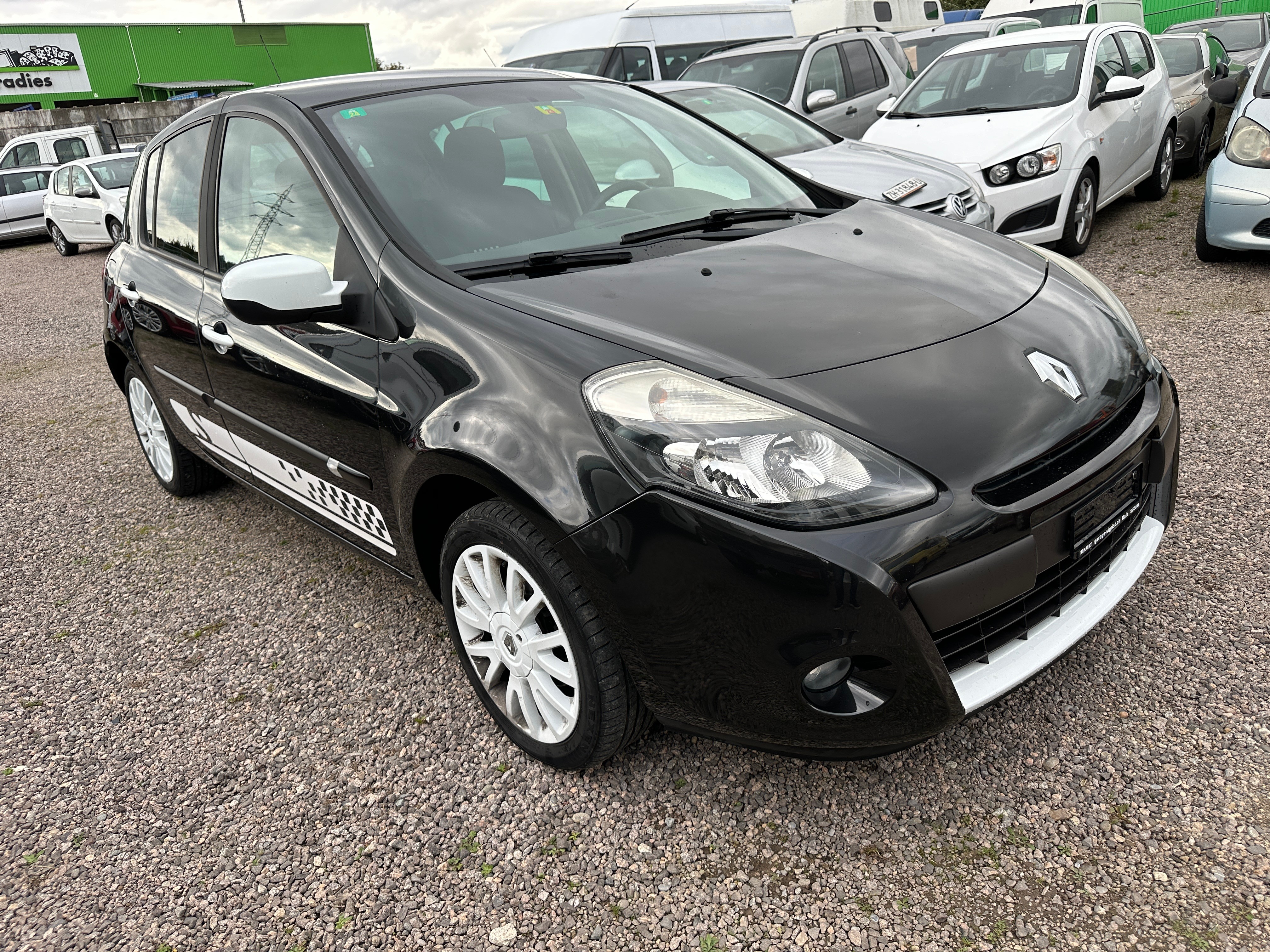 RENAULT Clio 1.2 16V Turbo Dynamique